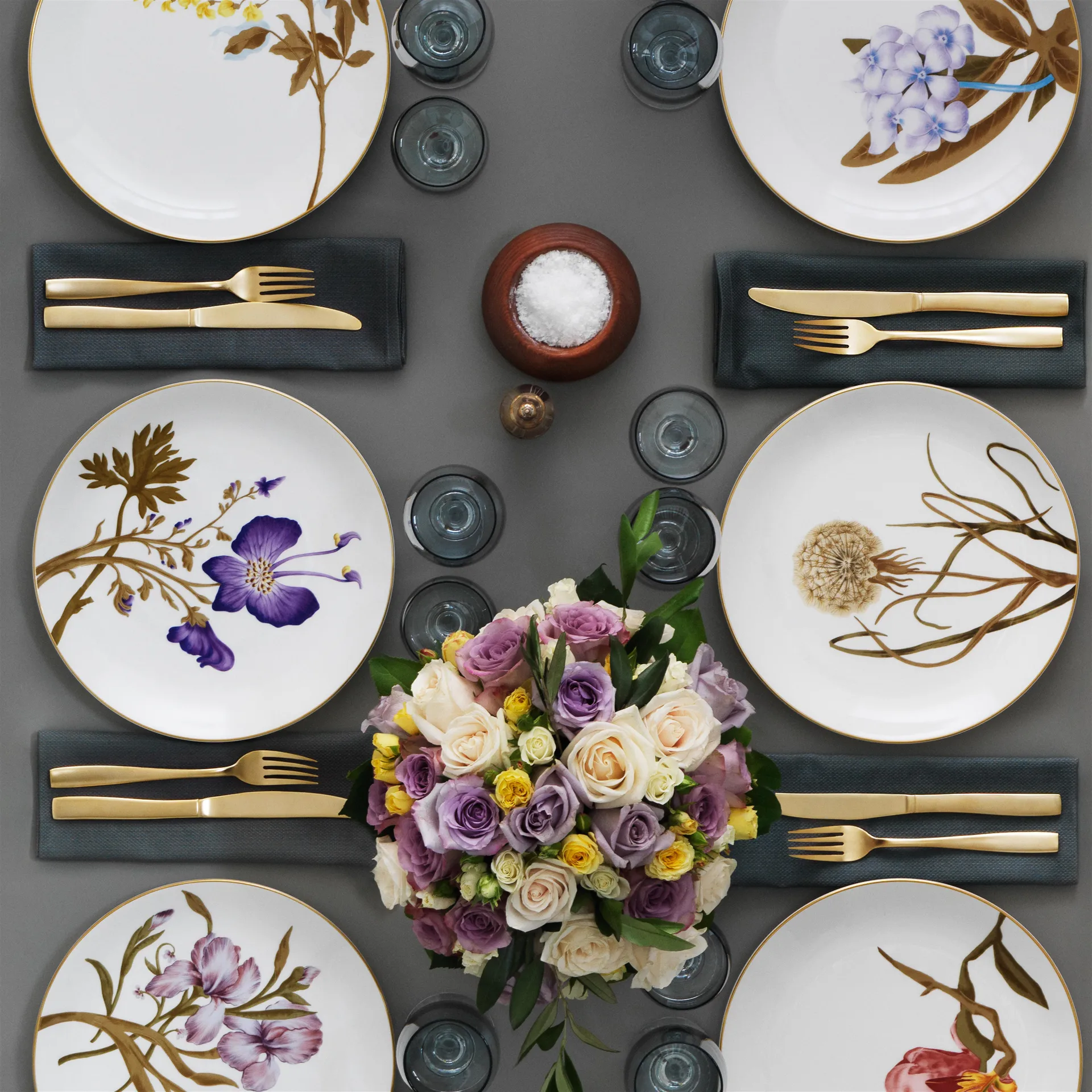 Flora Teller Ø 27cm, Magnolie Royal Copenhagen