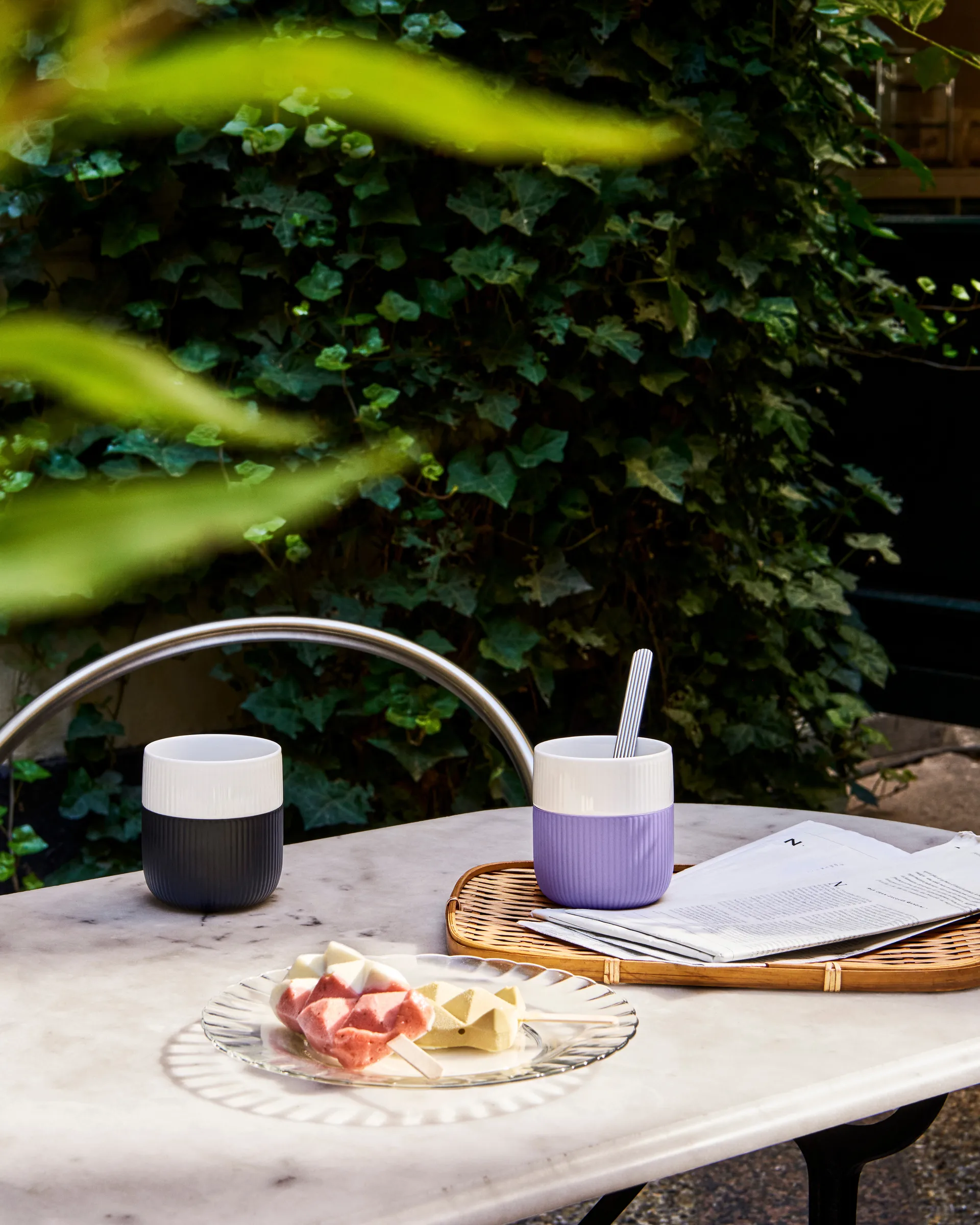 Fluted Contrast Becher, Jet Royal Copenhagen