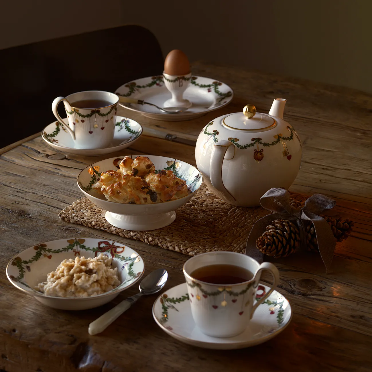 Star Fluted Christmas Teekanne, 140cl Royal Copenhagen