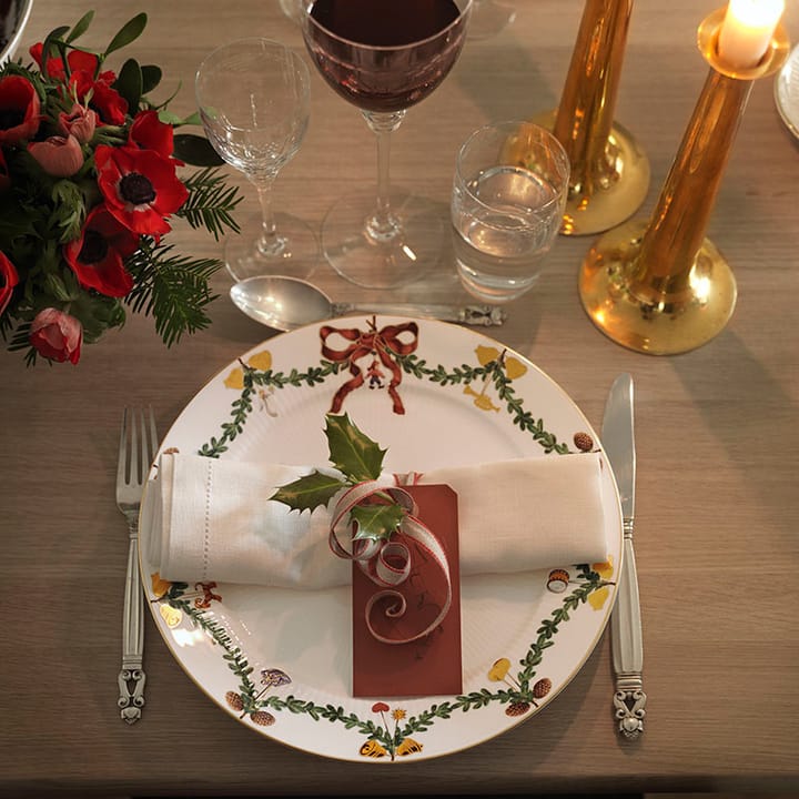 Star Fluted Christmas Teller, Ø 27cm Royal Copenhagen