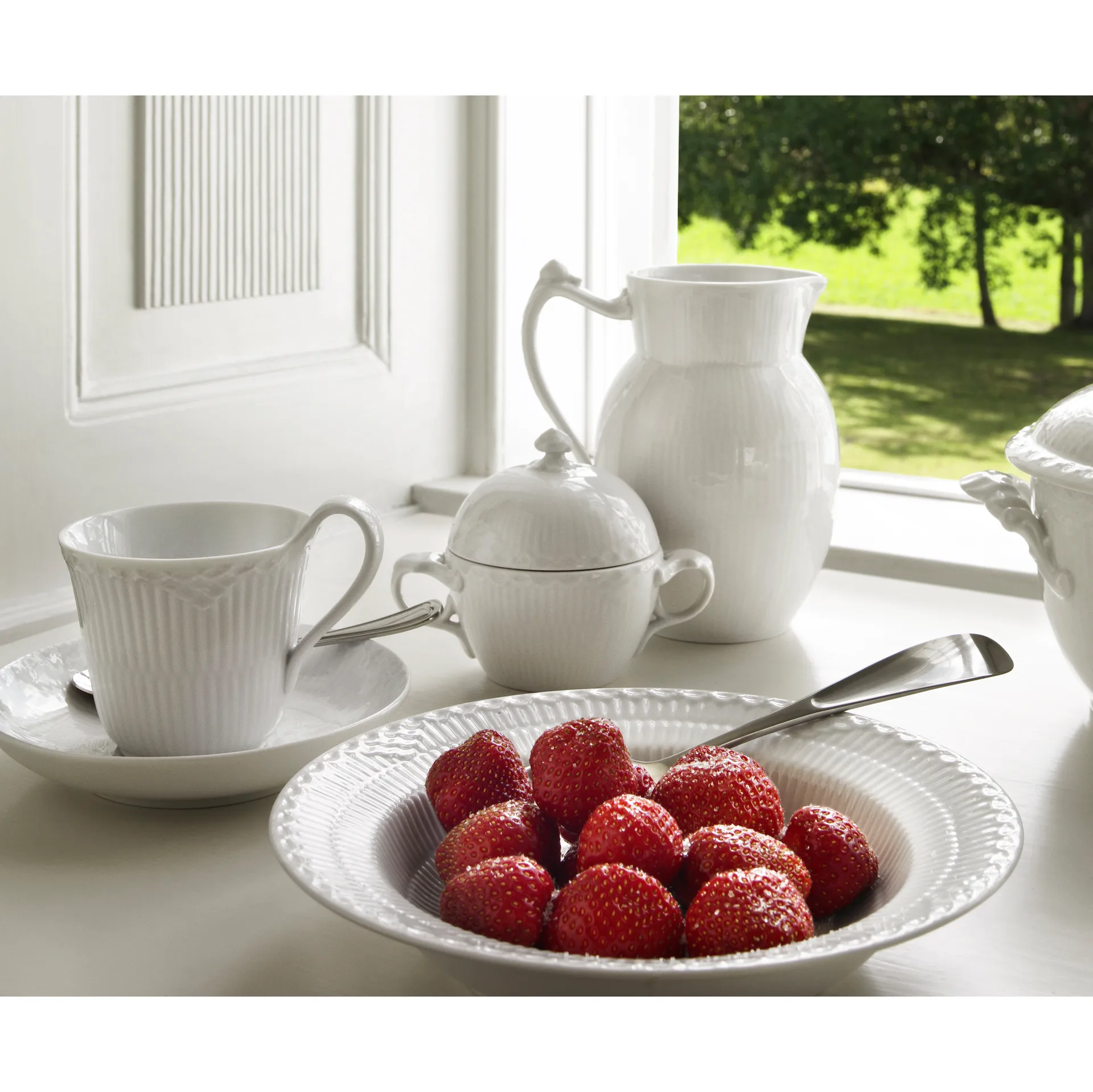 White Fluted Half Lace Zuckerschale mit Deckel, 20cl Royal Copenhagen