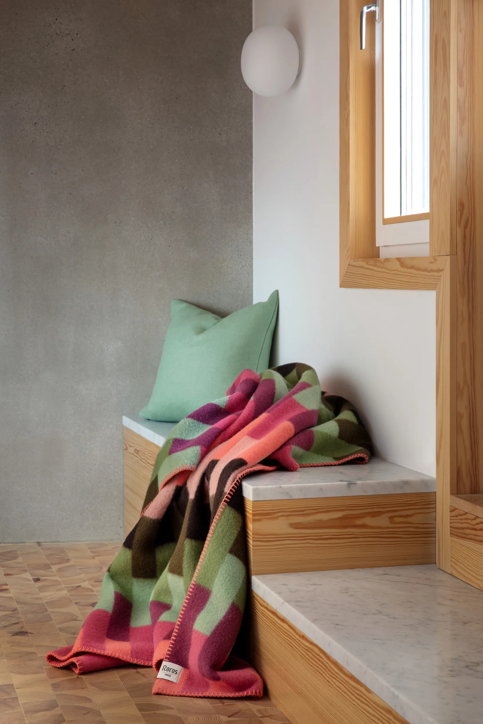 Åsmund bold Decke 135x200 cm, Pink-green Røros Tweed