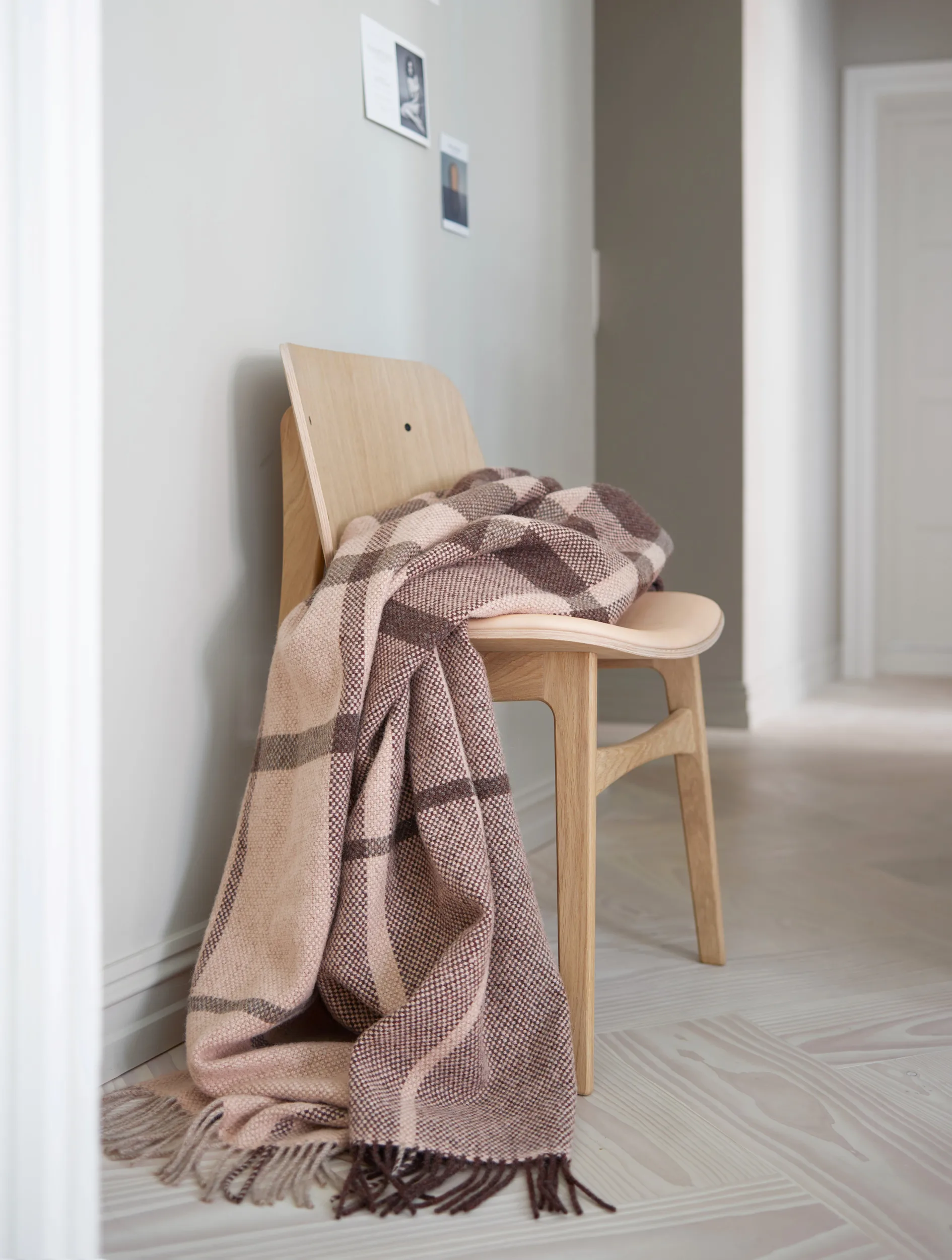 Filos Decke 145x220 cm, Brown Røros Tweed