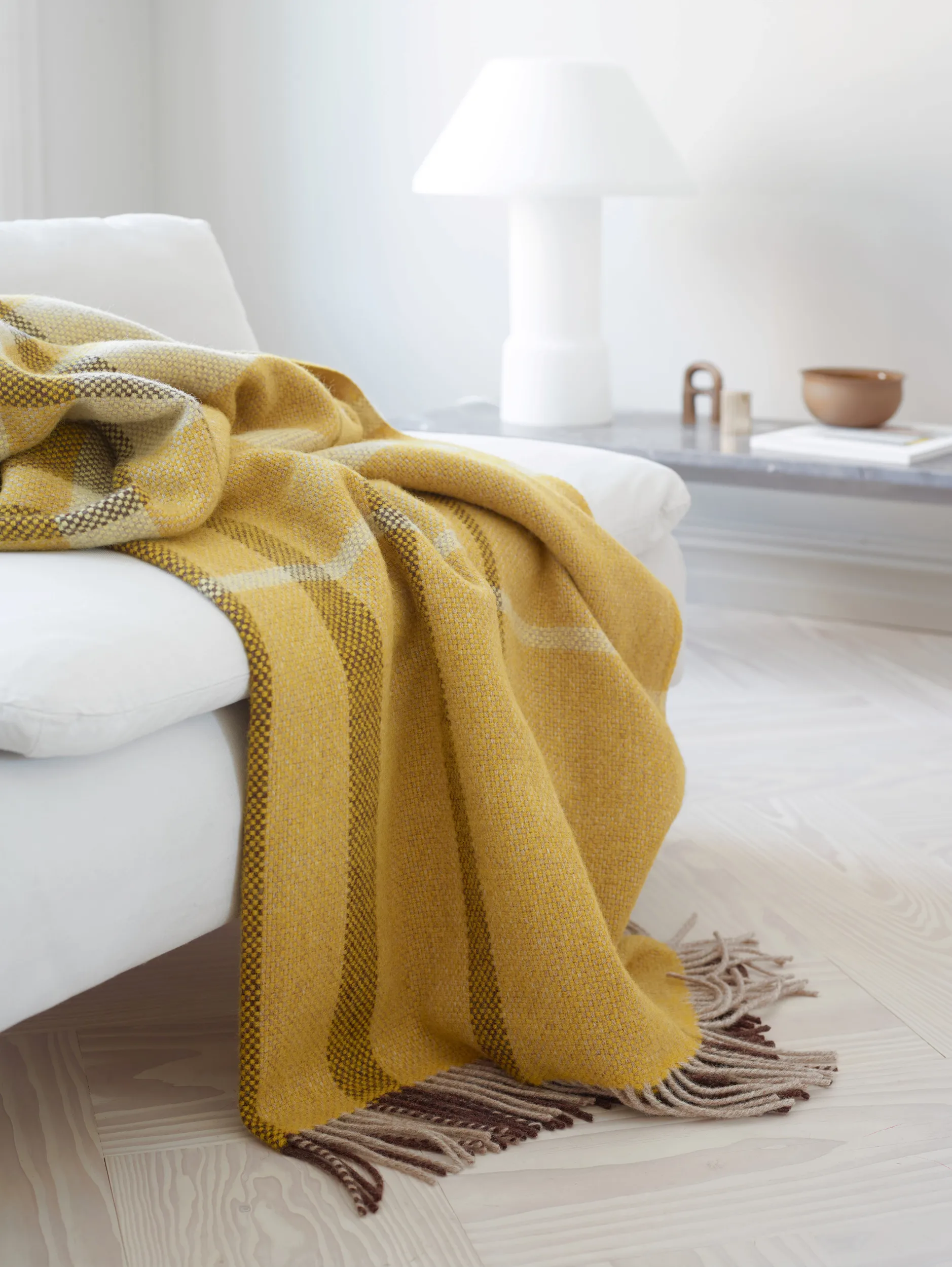 Filos Decke 145x220 cm, Yellow Røros Tweed