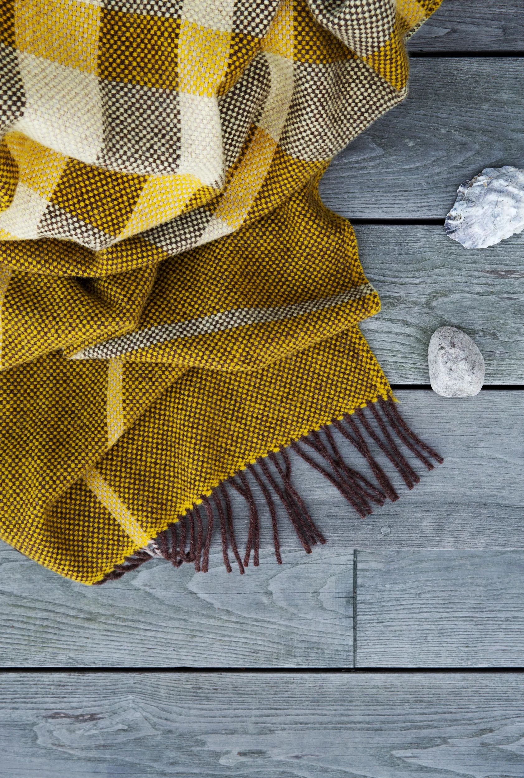 Filos Decke 145x220 cm, Yellow Røros Tweed