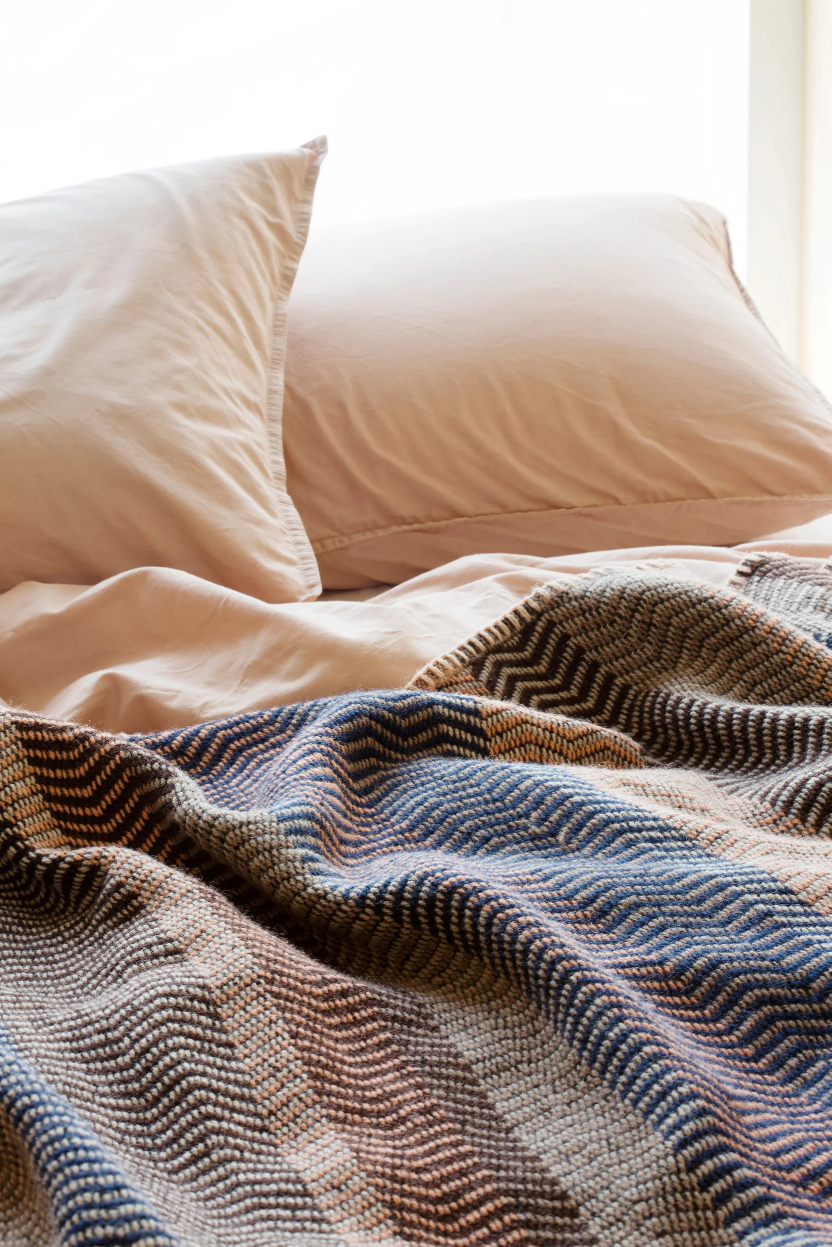 Fri Decke 150x200 cm, By the fire Røros Tweed