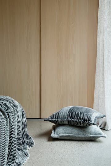 Fris Kissen 60x60 cm - Gray day - Røros Tweed