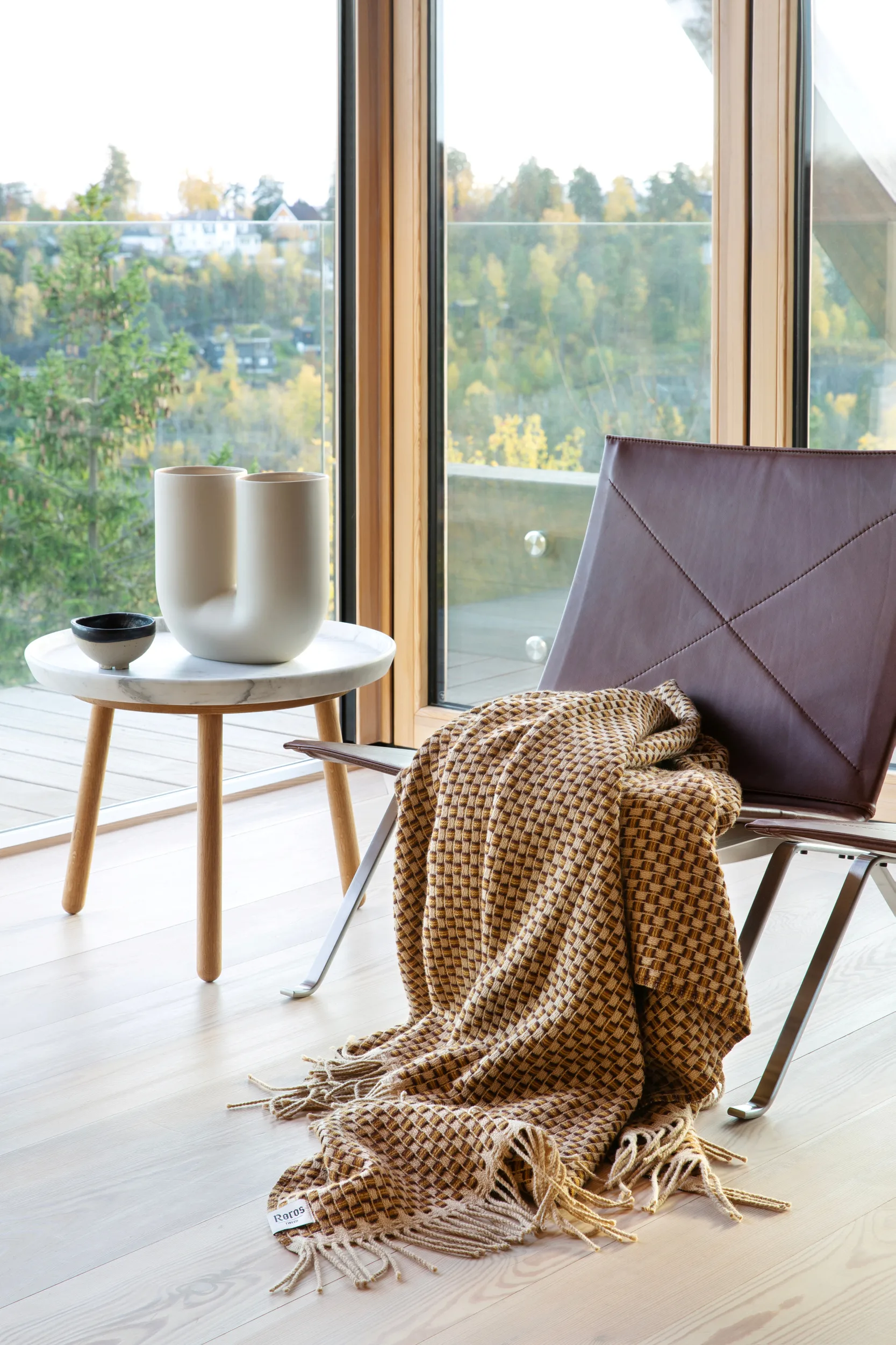 Isak Decke 150x210 cm, Chestnut Røros Tweed