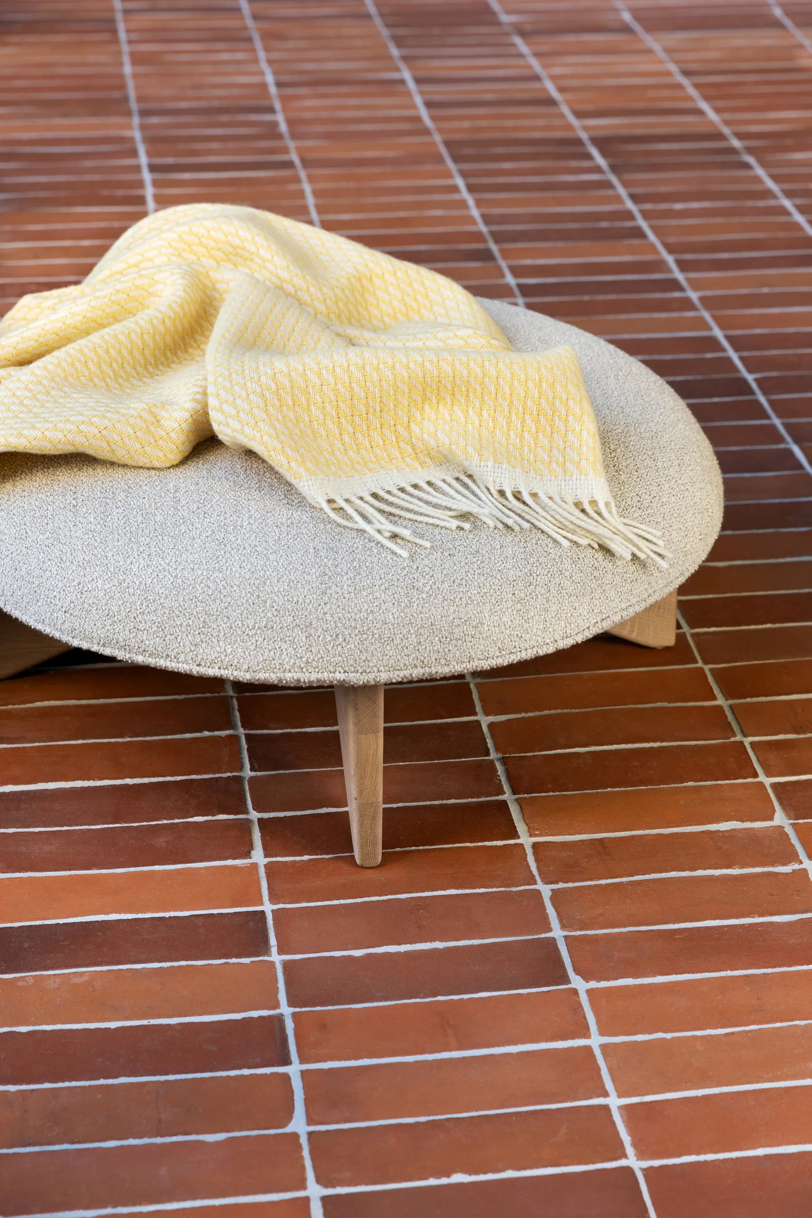 Mello Decke 150x210 cm, Lemon yellow Røros Tweed