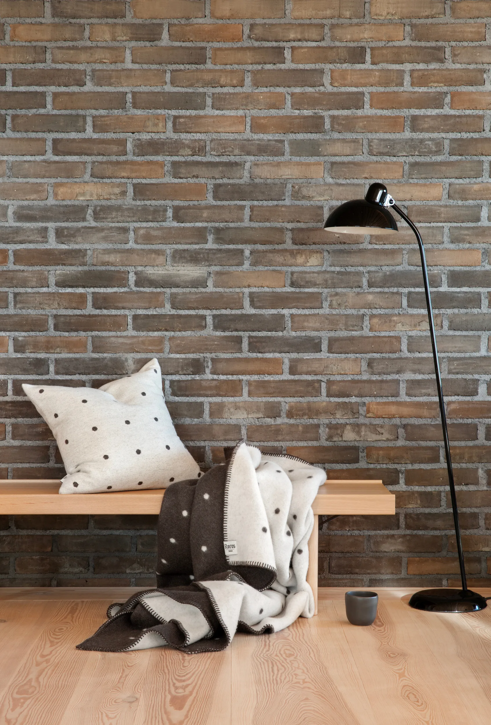 Pastille Decke 135x200 cm, Black and white Røros Tweed