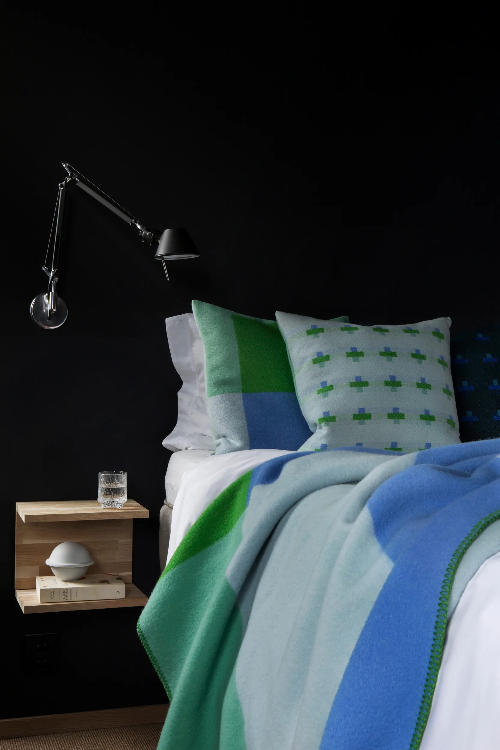 Syndin Decke 135x200 cm, Glacier Røros Tweed