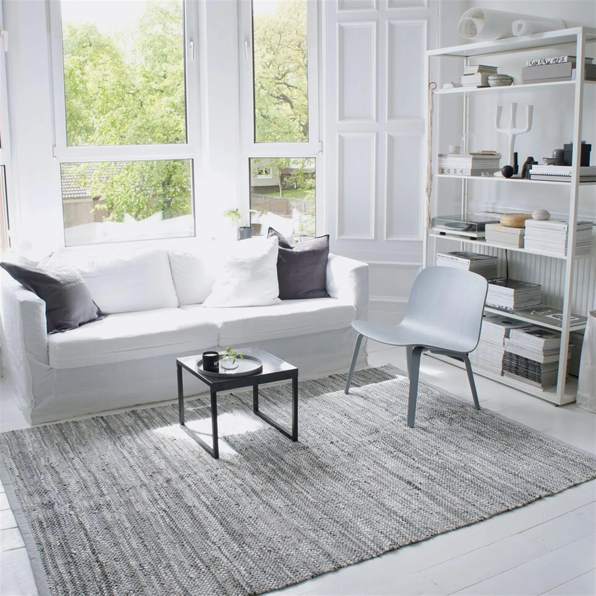 Leather Teppich 140 x 200cm, Light grey (hellgrau) Rug Solid