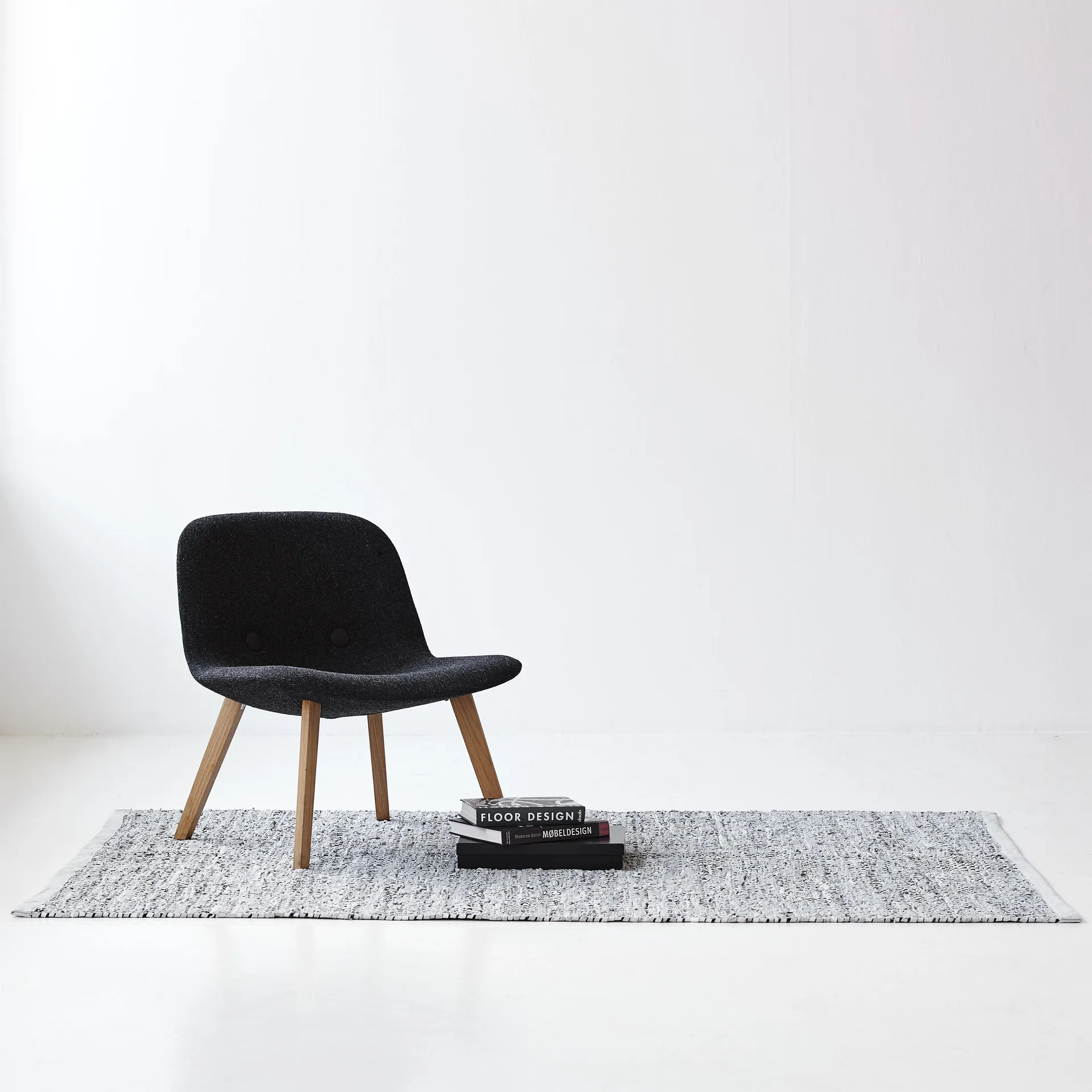 Leather Teppich 65 x 135cm, Light grey (hellgrau) Rug Solid
