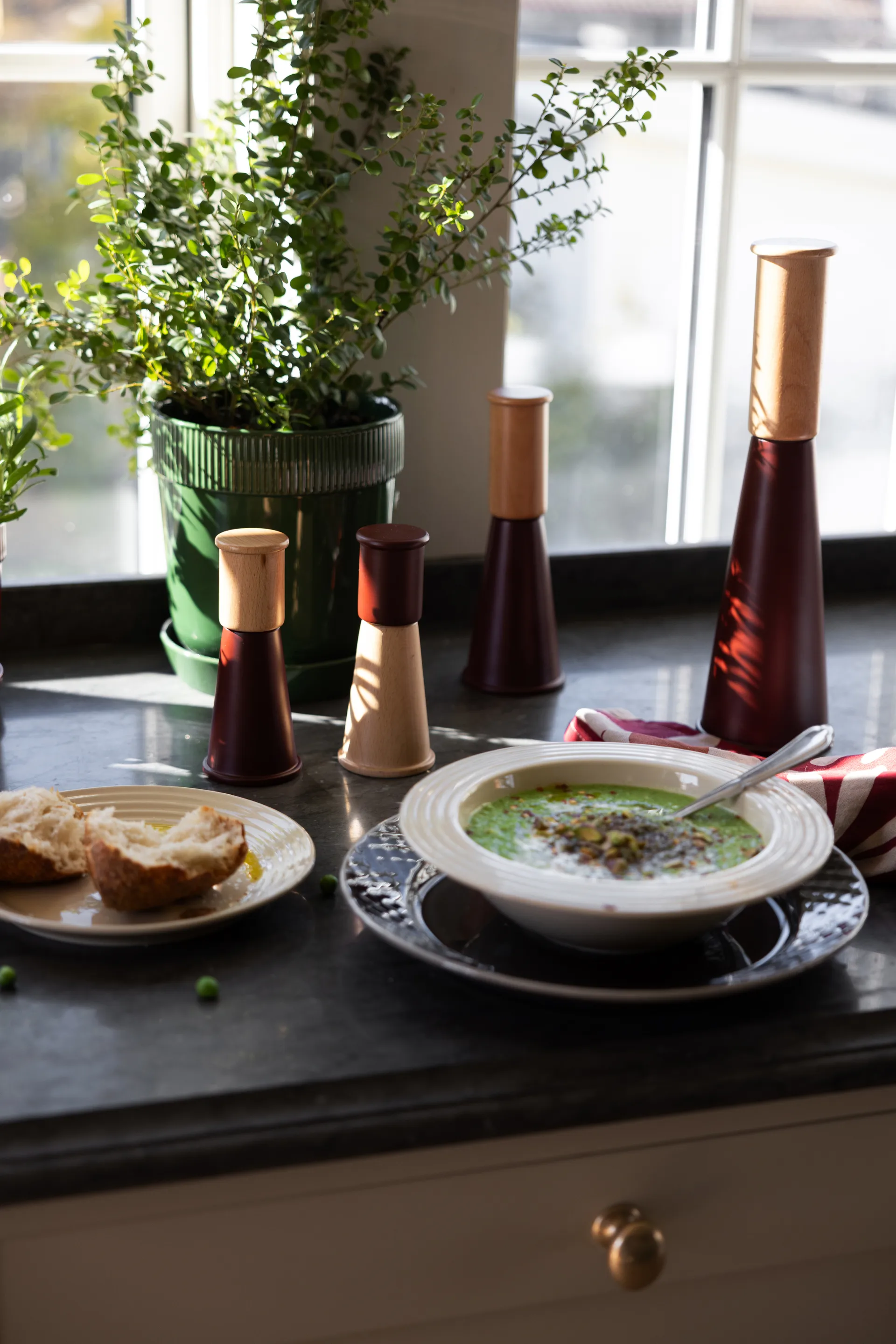 Gurken Salz- und Pfeffermühle groß 32 cm, Rot-braun Sagaform