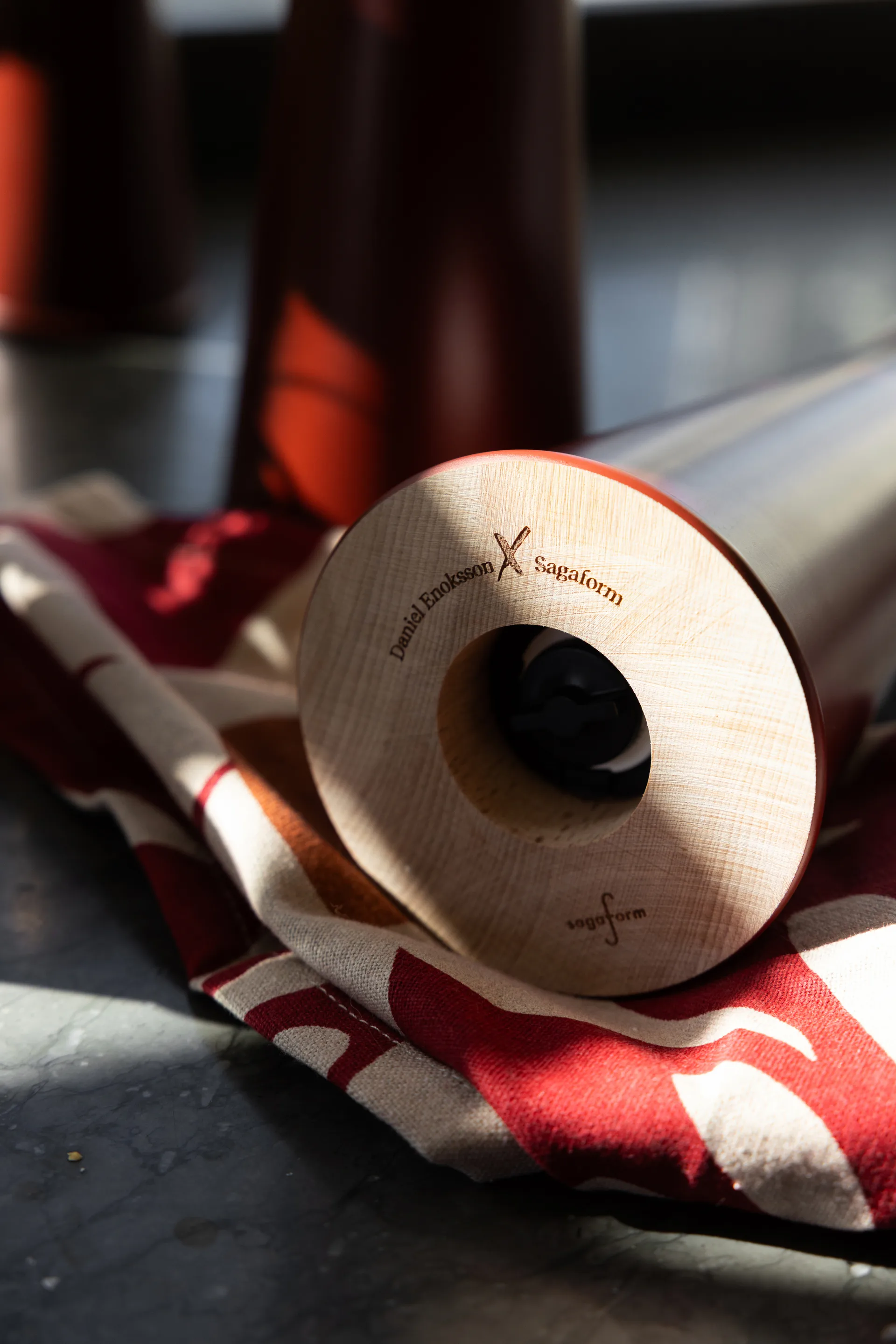 Gurken Salz- und Pfeffermühle groß 32 cm, Rot-braun Sagaform