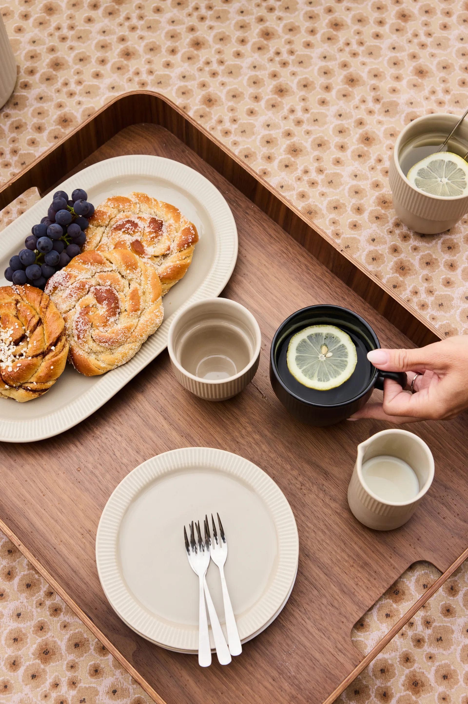 Inka Servierplatte, Beige-warm grau Sagaform