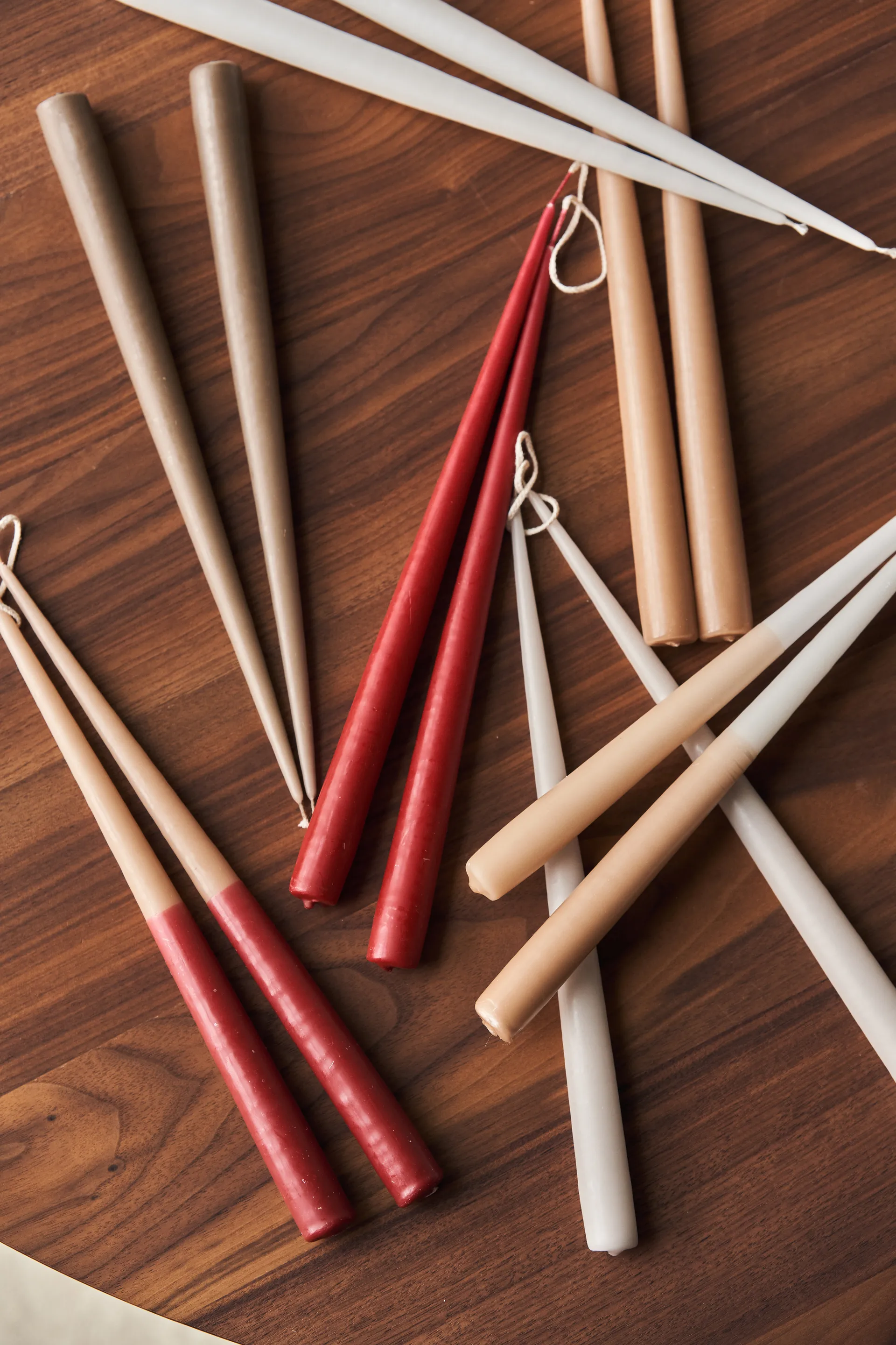 Affinity Spitzkerzen zweifarbig 4er-Pack 32 cm, Beige-red Scandi Essentials