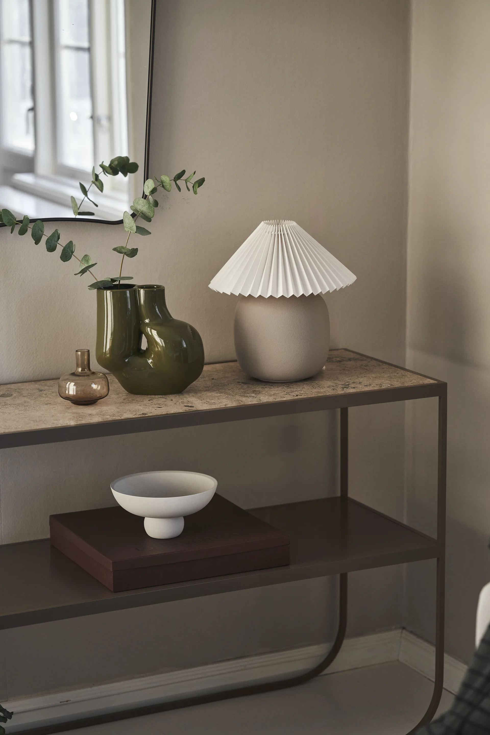 Boulder Tischleuchte 29 cm grey-pleated white,  Scandi Living
