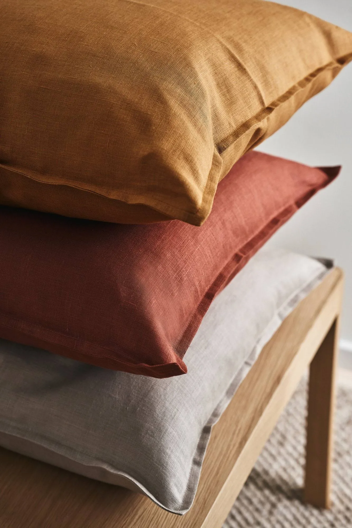 Calm Kissenbezug Leinen 50 x 50cm, Mustard Scandi Living
