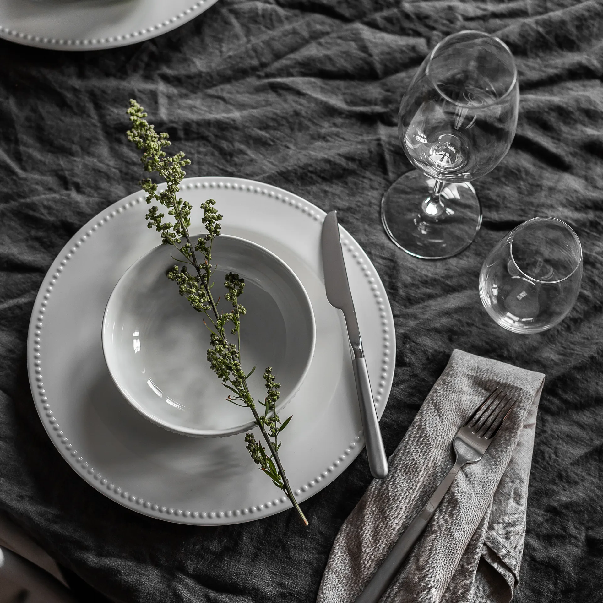 Dots Teller 28cm 4er Pack, Cremeweiß Scandi Living