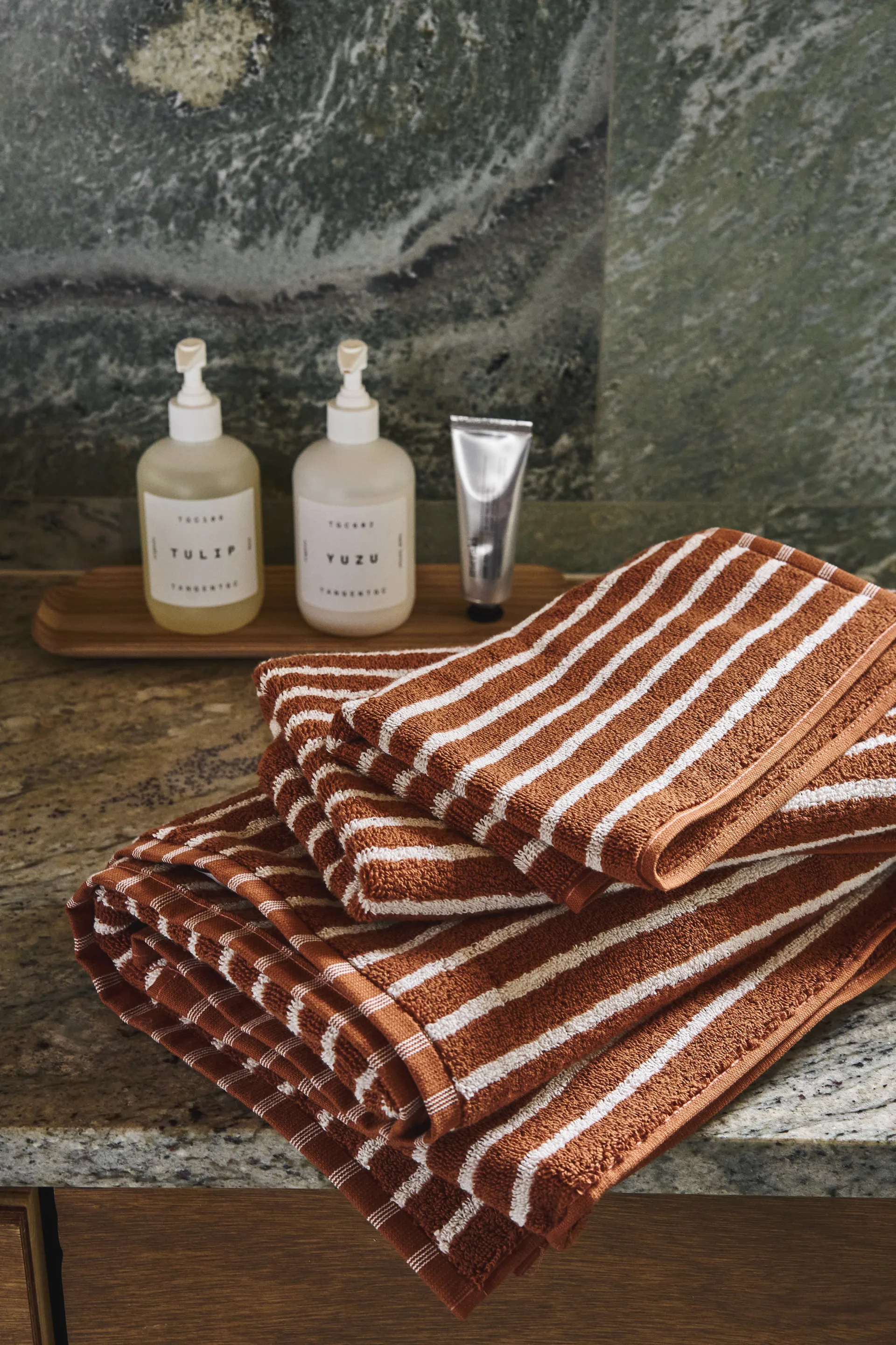 Drift Handtuch-Set 4 Teile - Braun-weiß,  Scandi Living