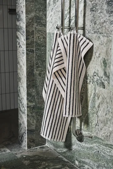 Drift Handtuch-Set 4 Teile - Weiß-schwarz - undefined - Scandi Living