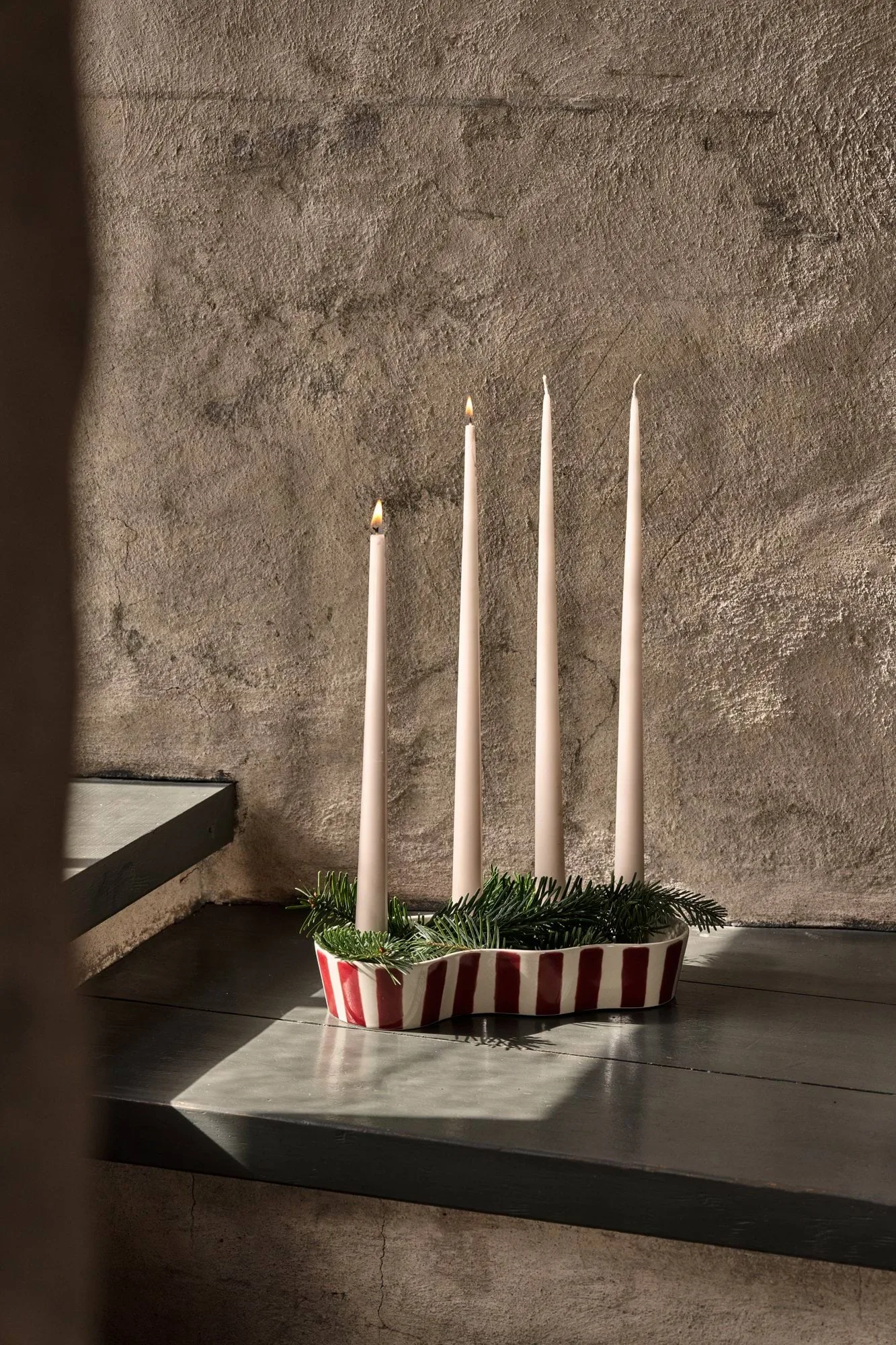 Ember Adventsleuchter, Rot-Weiß, 15x27,3 cm Scandi Living