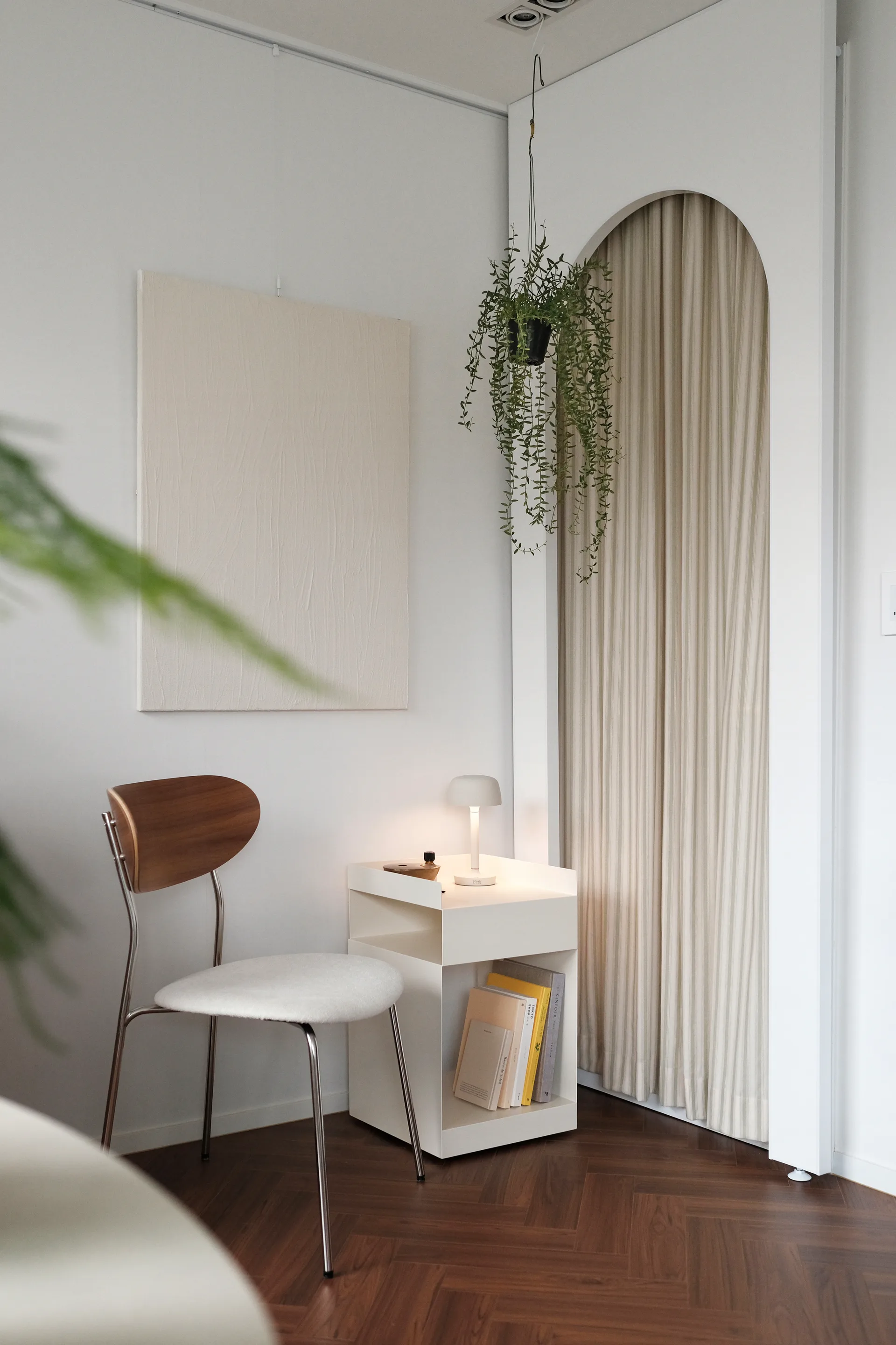 Halo tragbare Tischleuchte 25,5 cm, White Scandi Living