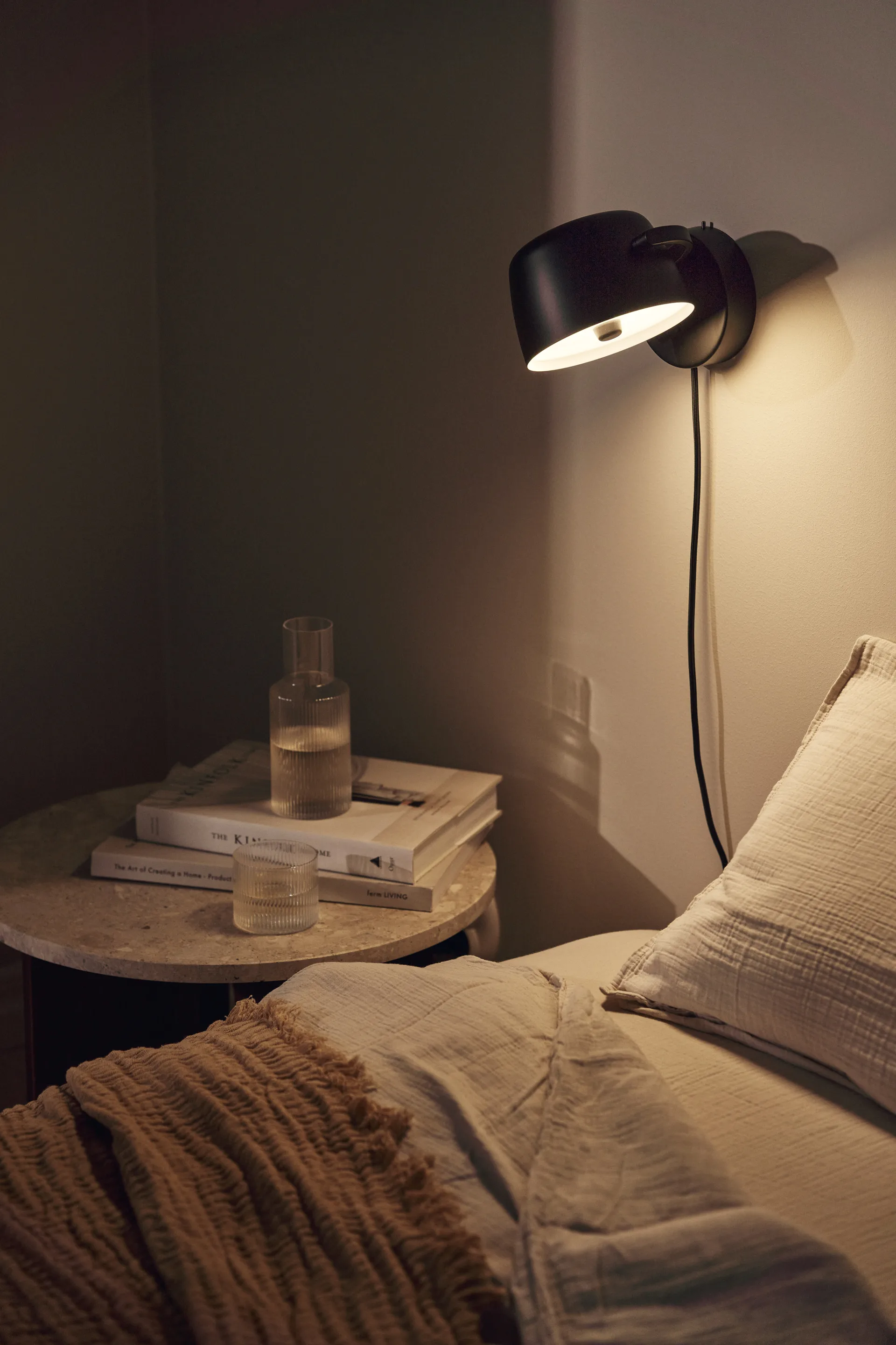 Halo Wandleuchte Ø16 cm, Black Scandi Living