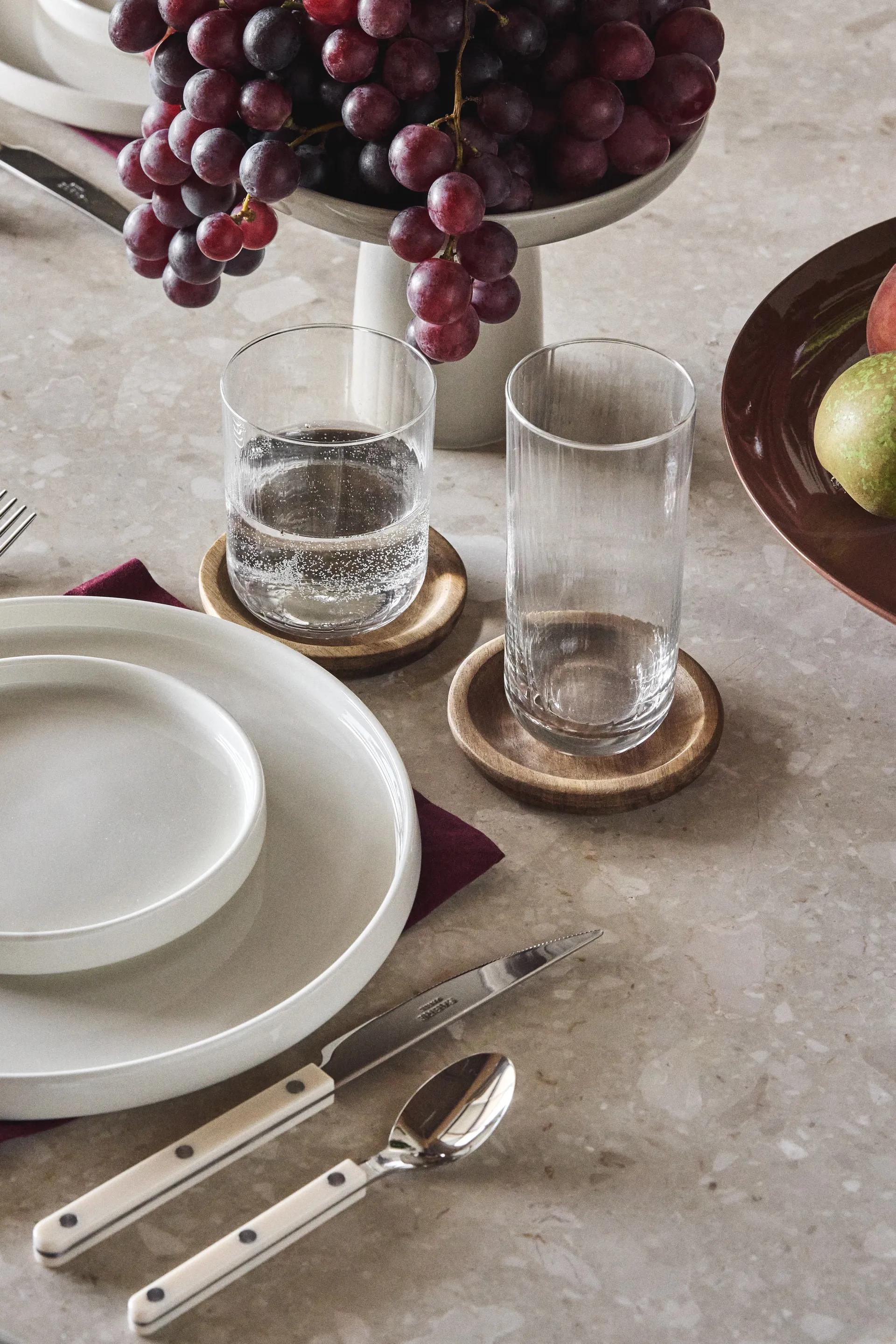 Hollow Glasuntersetzer Ø9 cm 4er-Pack, Akazie Scandi Living