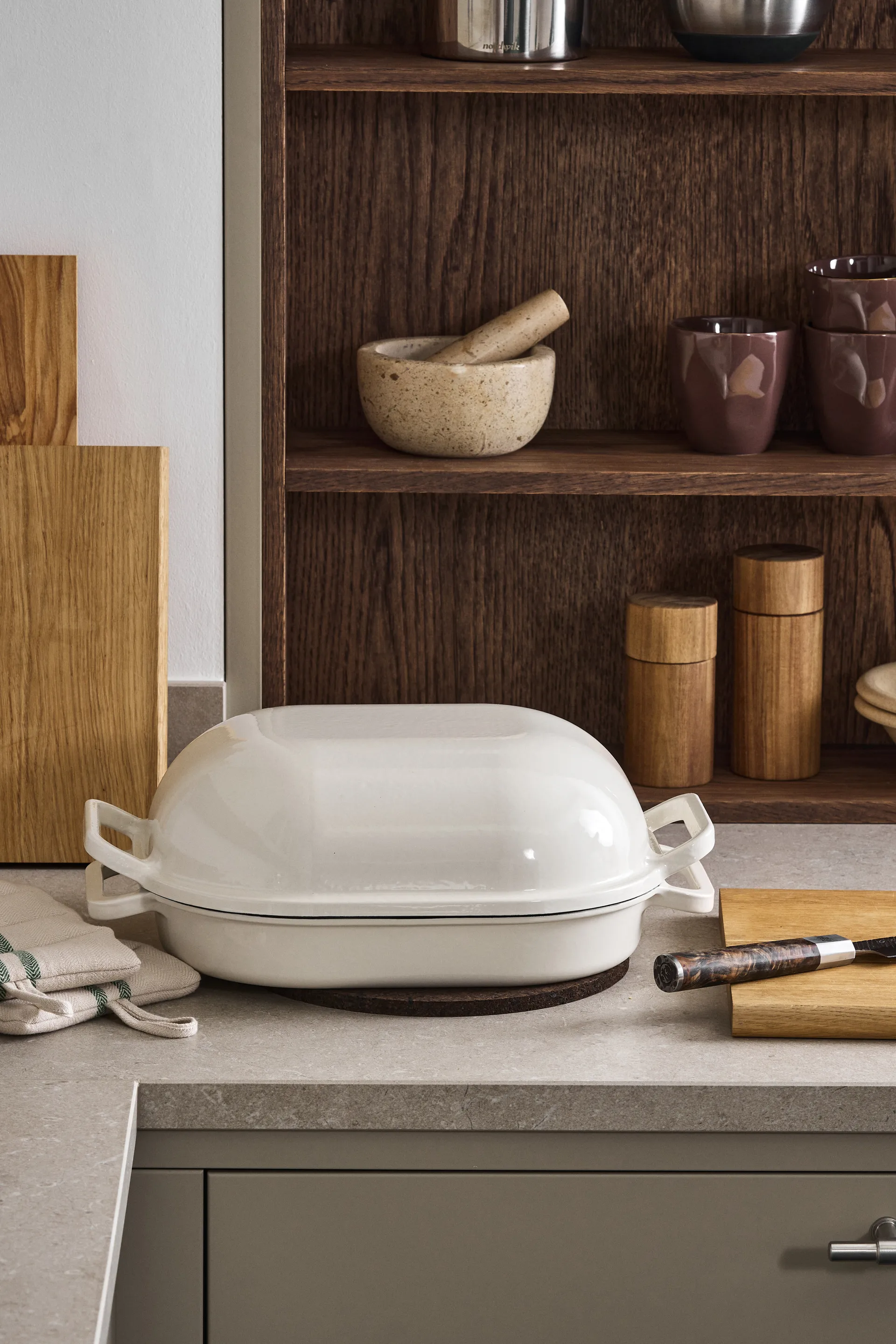 Hollow Pfeffermühle 16 cm, Akazie Scandi Living