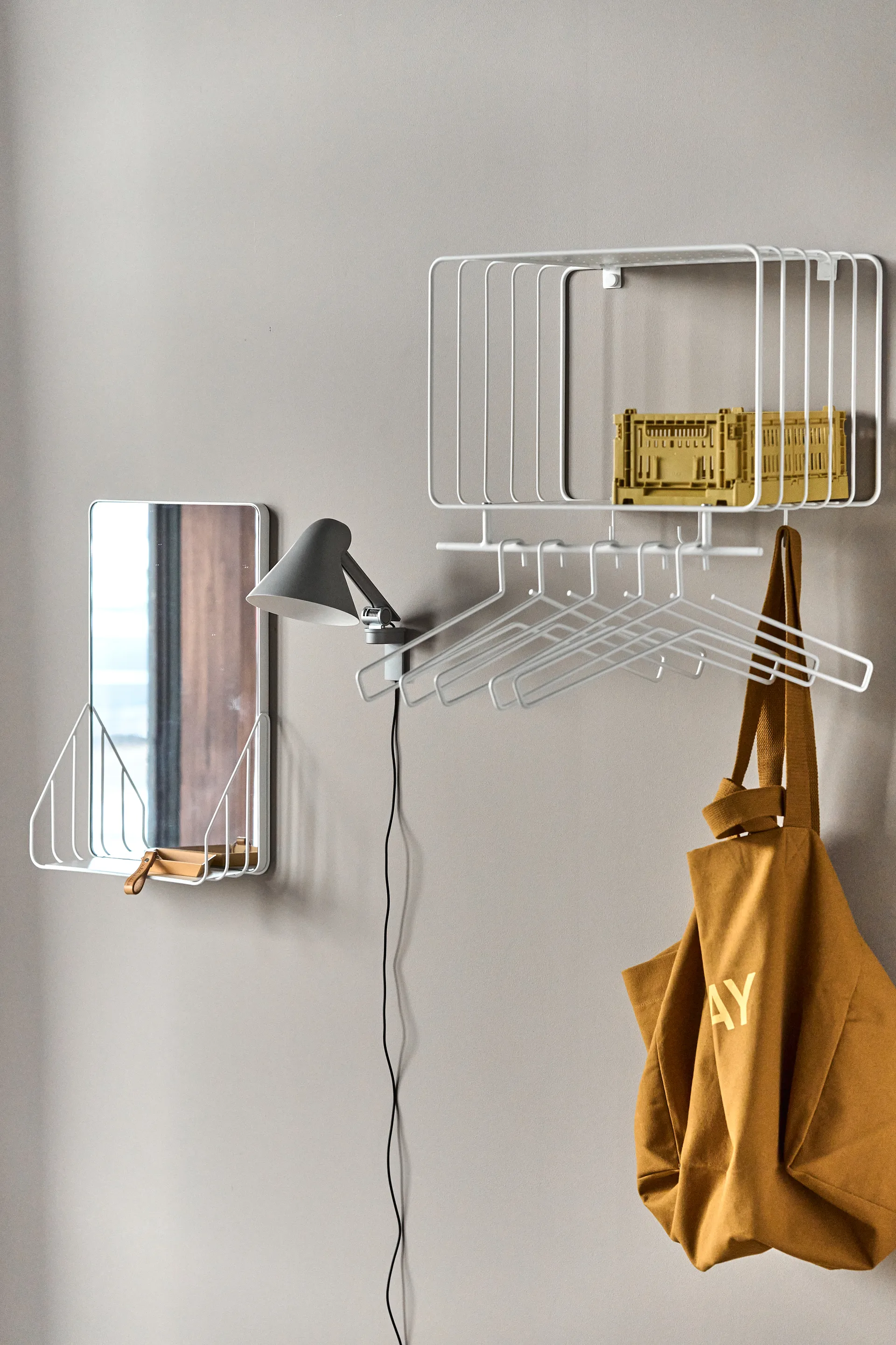 Nod Spiegel mit Regal 30x50 cm, White Scandi Living