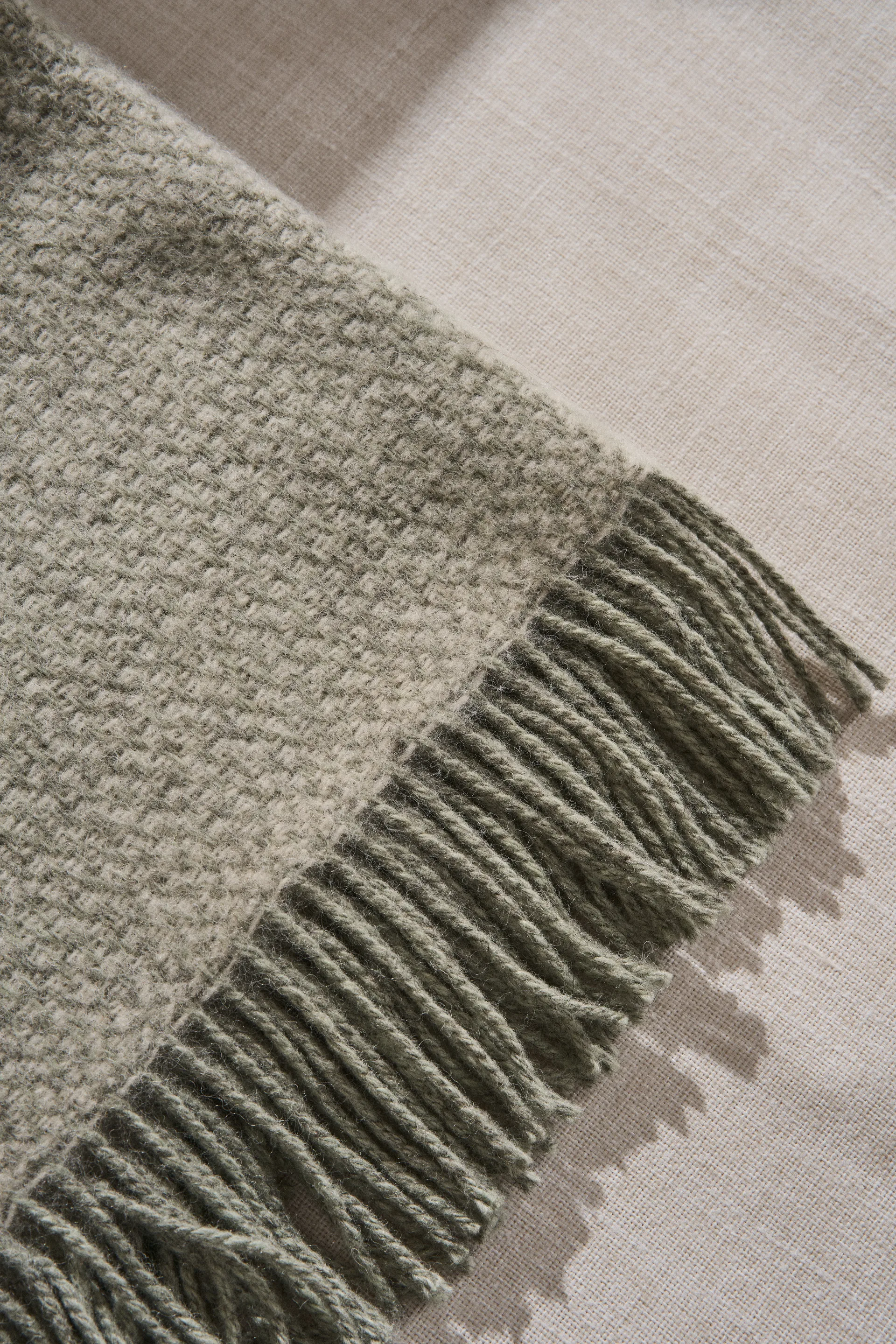 Sandstone Wolldecke 130 x 180cm, Sage Melange Scandi Living