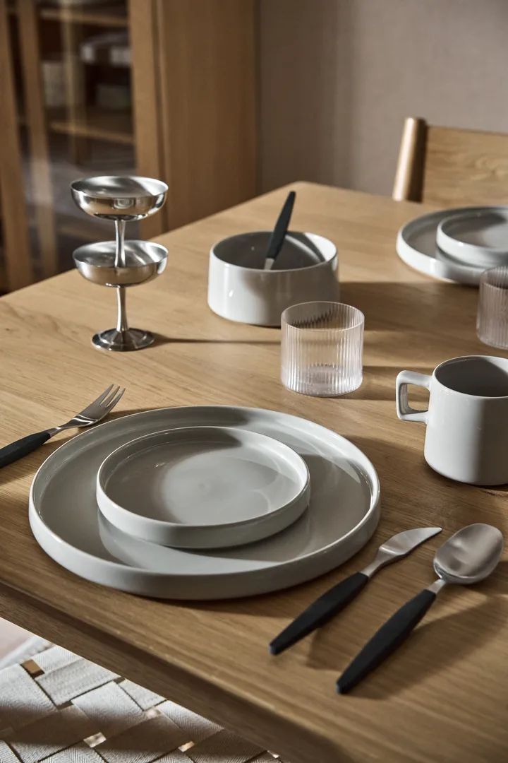 massivholz nachttisch NORDIC SPACE von ellenberger Schmuckgläser