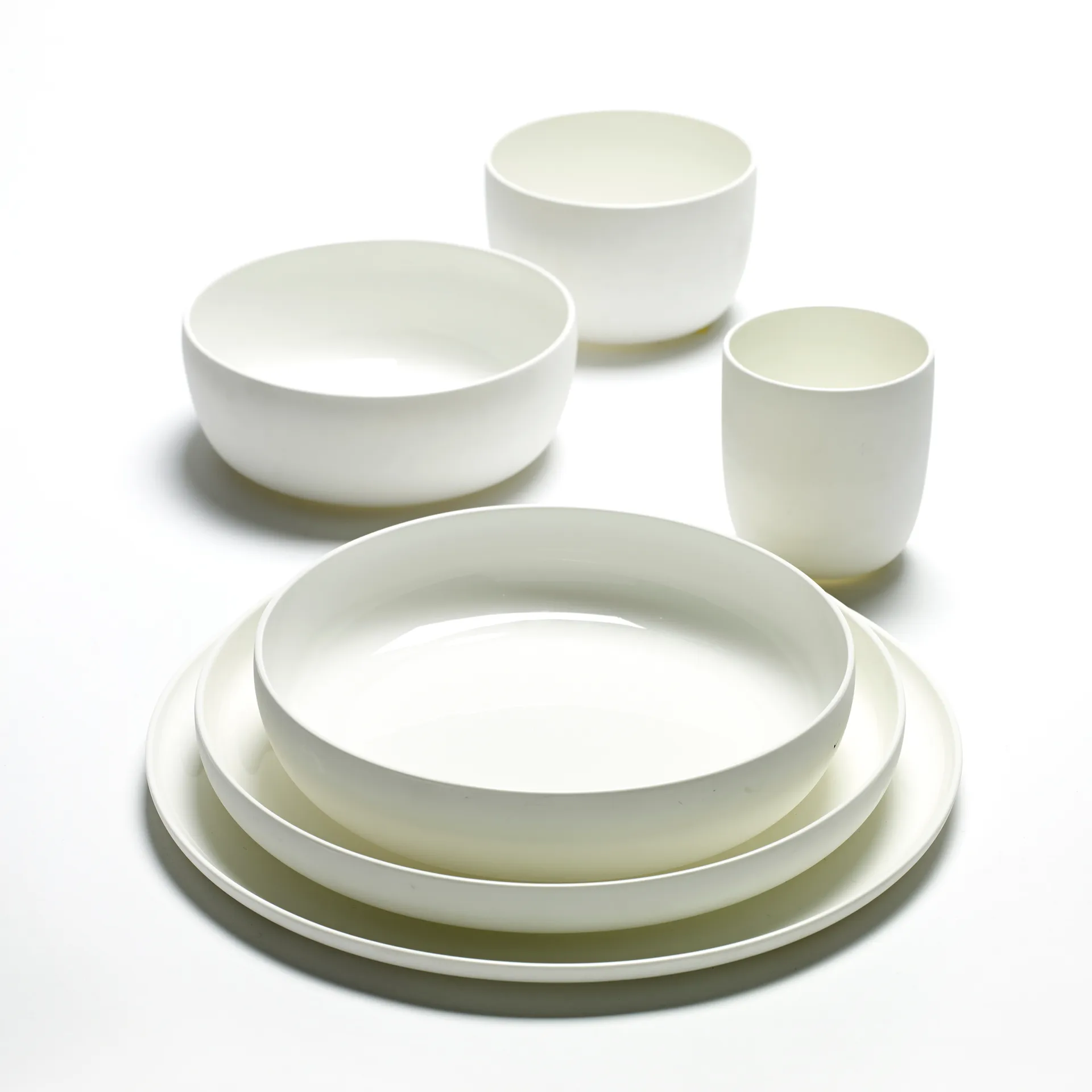 Base Frühstücksschale mit niedrigem Rand weiß, 16cm Serax