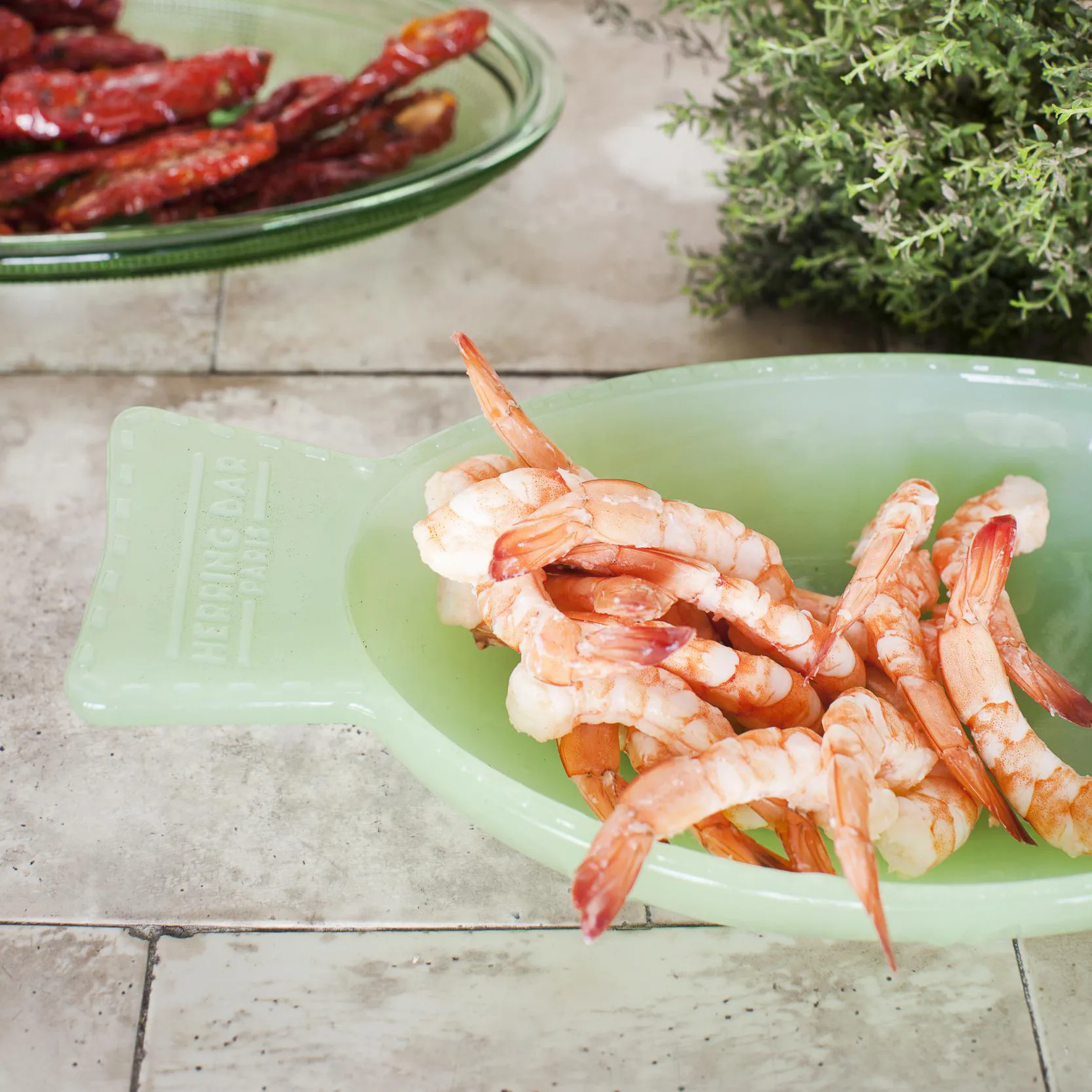 Fish & Fish Servierteller 14 x 26cm, Jadeite green Serax