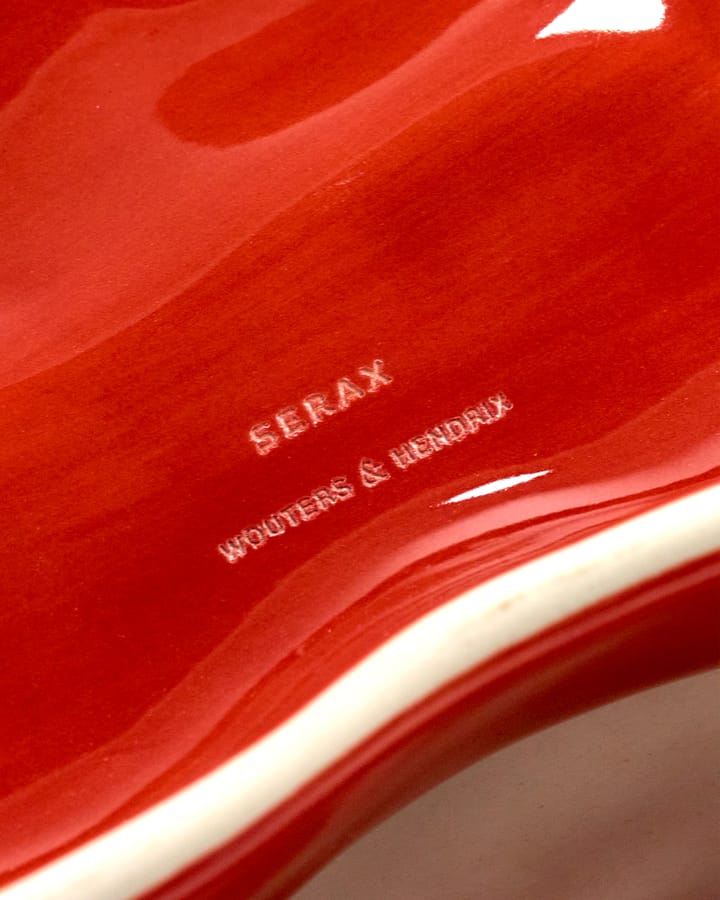Les Objets Mouleversants Tablett S, Red Serax