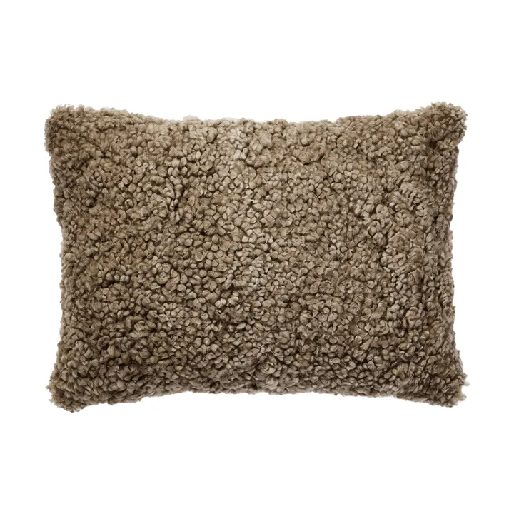 Shepherd Lina Schaffell-Kissen 40 x 30 cm - Desert (Braun) - Shepherd of Sweden