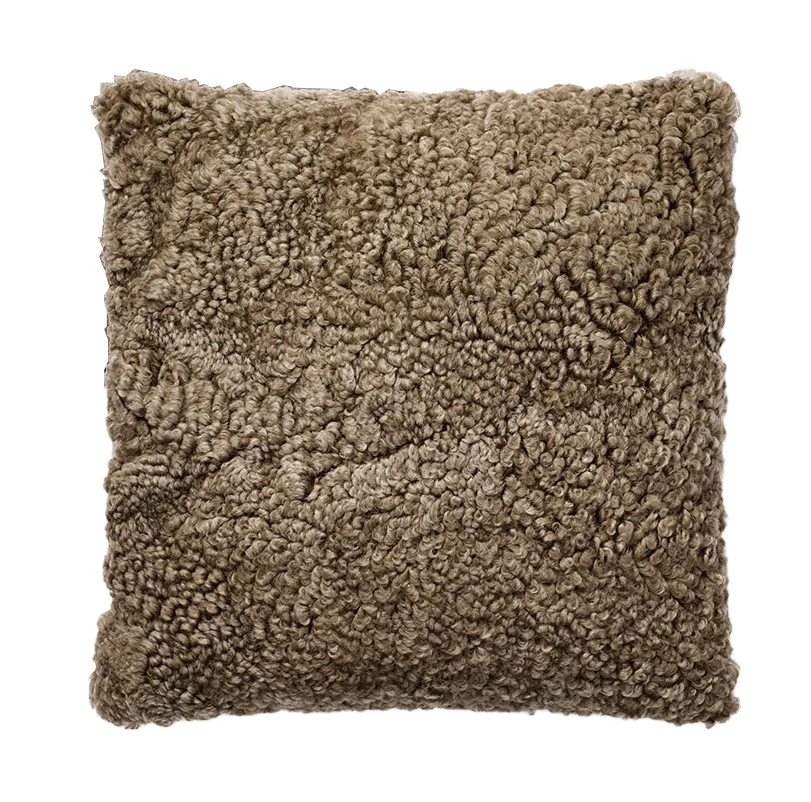 Shepherd Lina Schaffell-Kissen 40 x 40 cm, Desert (Braun) Shepherd of Sweden