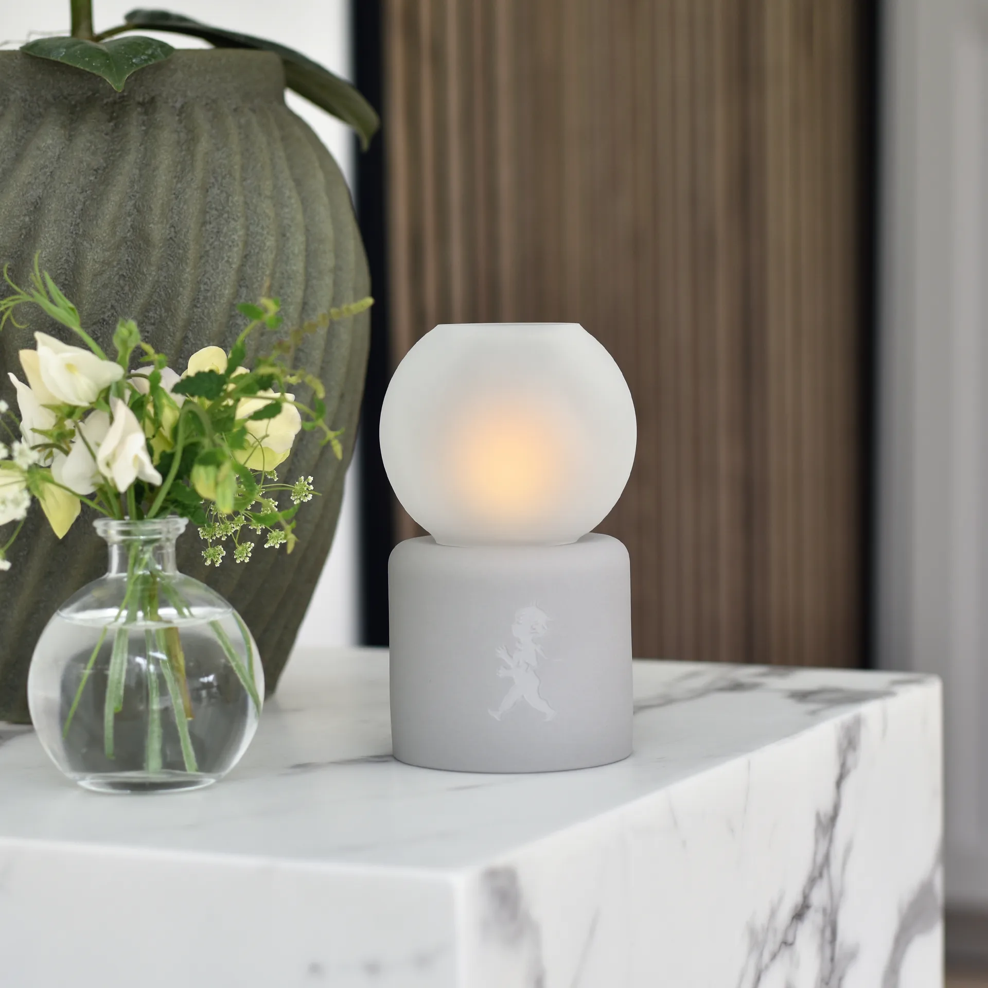 Globe Teelichthalter Ø9,5x17 cm, Hellgrau Solstickan Design