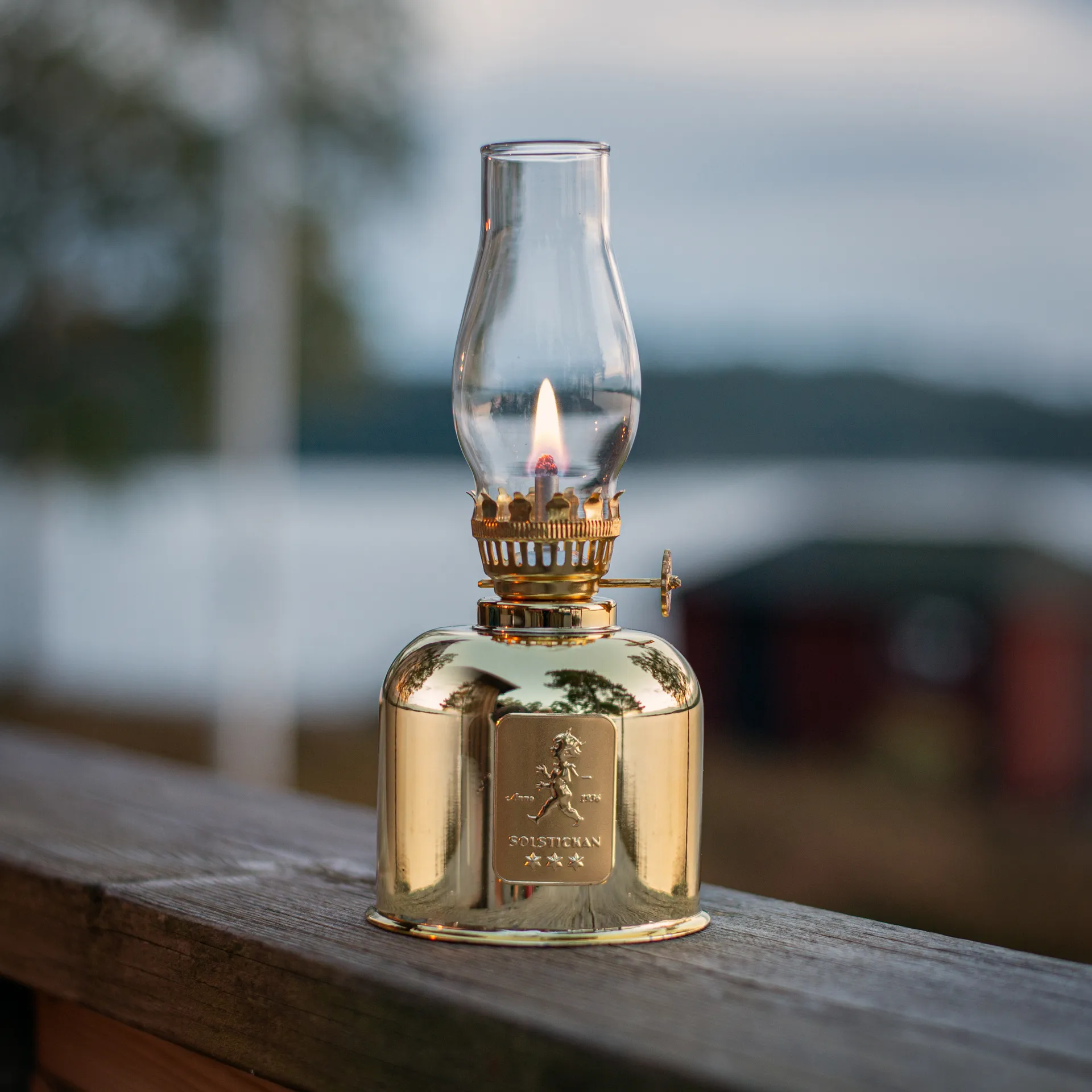 Solstickan Paraffinleuchte, Gold Solstickan Design