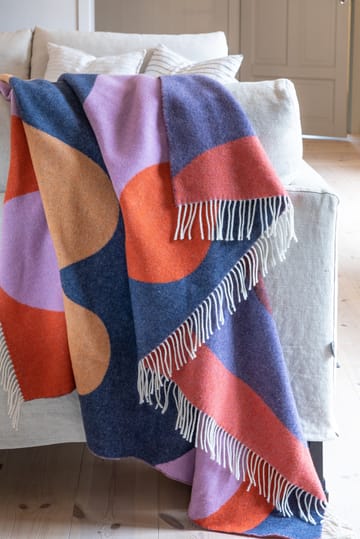 Wave Wolldecke - Coral, ocra, blue & lilac - Stackelbergs