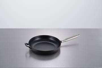 Buster & Punch Bratpfanne Gusseisen schwarz Ø28 cm - Stahlgriff - STAUB