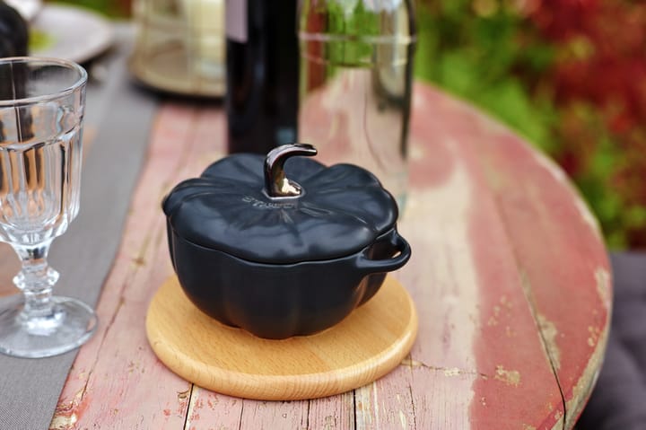 Staub Kürbistopf aus Steingut schwarz - 0,7 L - STAUB