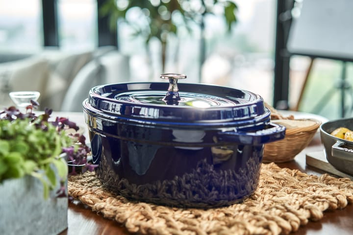 Staub La Cocotte ovaler Topf Gusseisen 6,7 L., Dunkelblau STAUB
