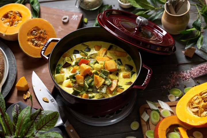 Staub La Cocotte runder Topf Gusseisen 5,2 l, Granatrot STAUB
