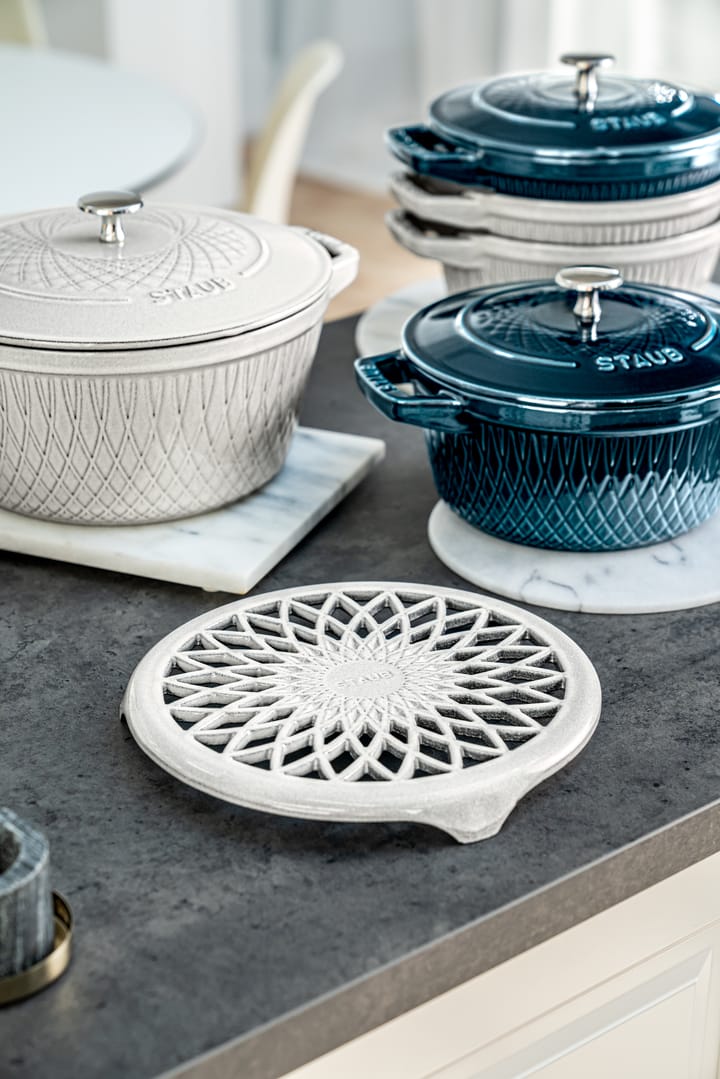 Staub Twister Topfuntersetzer 18,5x19 cm, White truffle STAUB