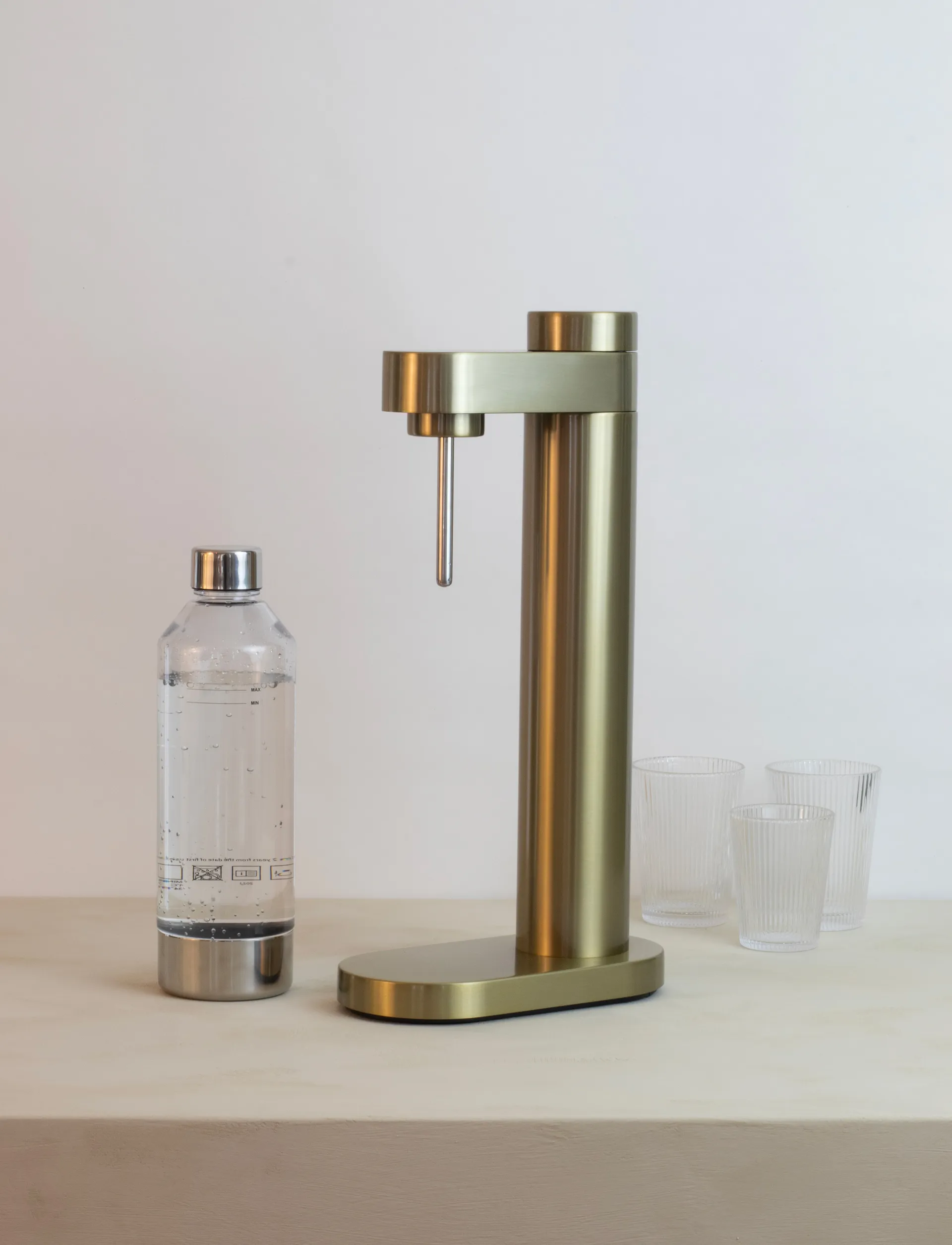 Brus Wassersprudler, Brushed brass Stelton