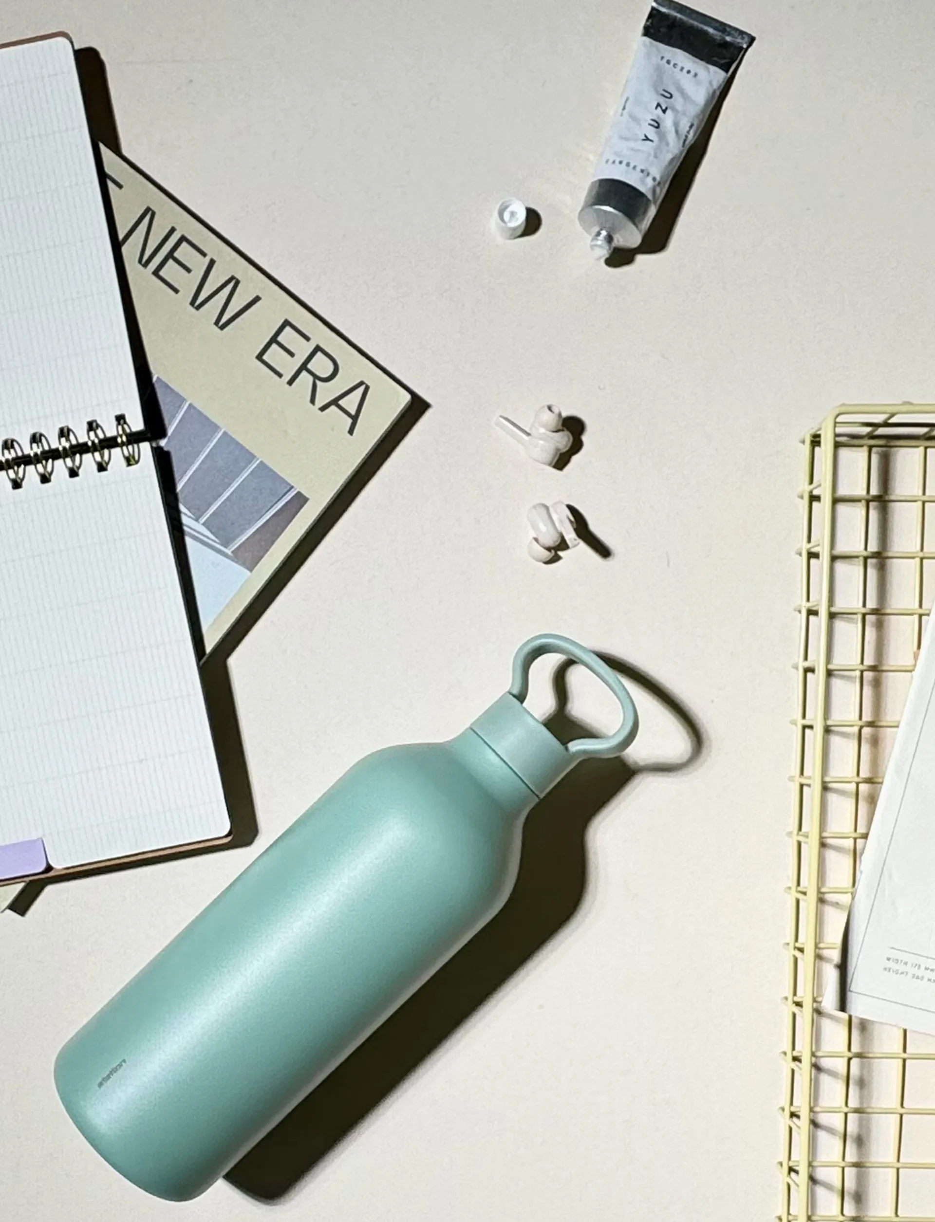 Tabi Thermosflasche 1 L, Dusty green Stelton