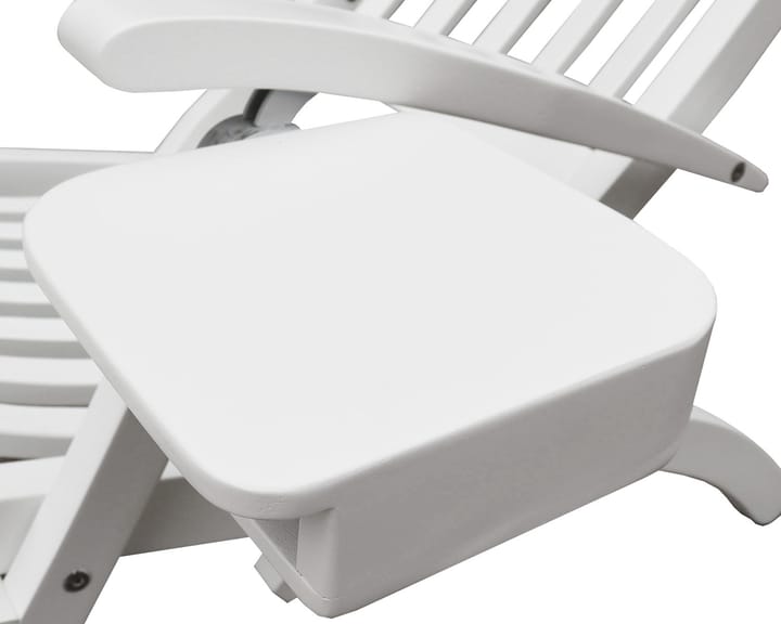 Lobby Liegestuhl weiß - Inkl. Tablett und Regenschutz - Stockamöllan